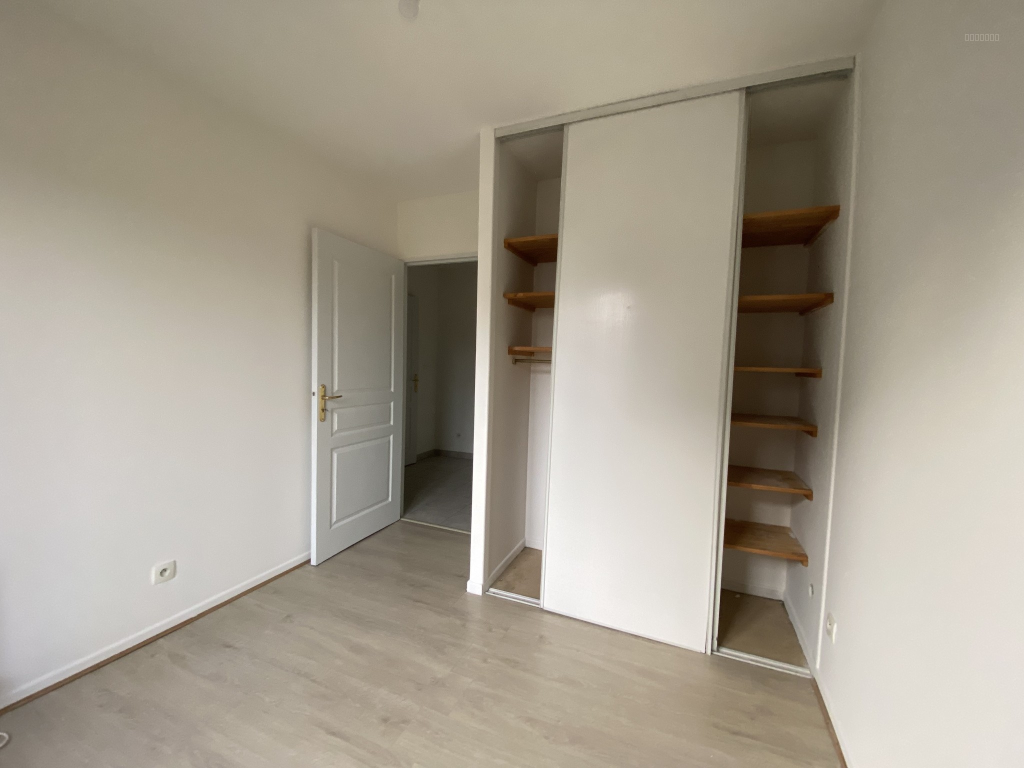 Appartement T3  calme donnant sur jardin (arrière immeuble) avec garage — photo 7