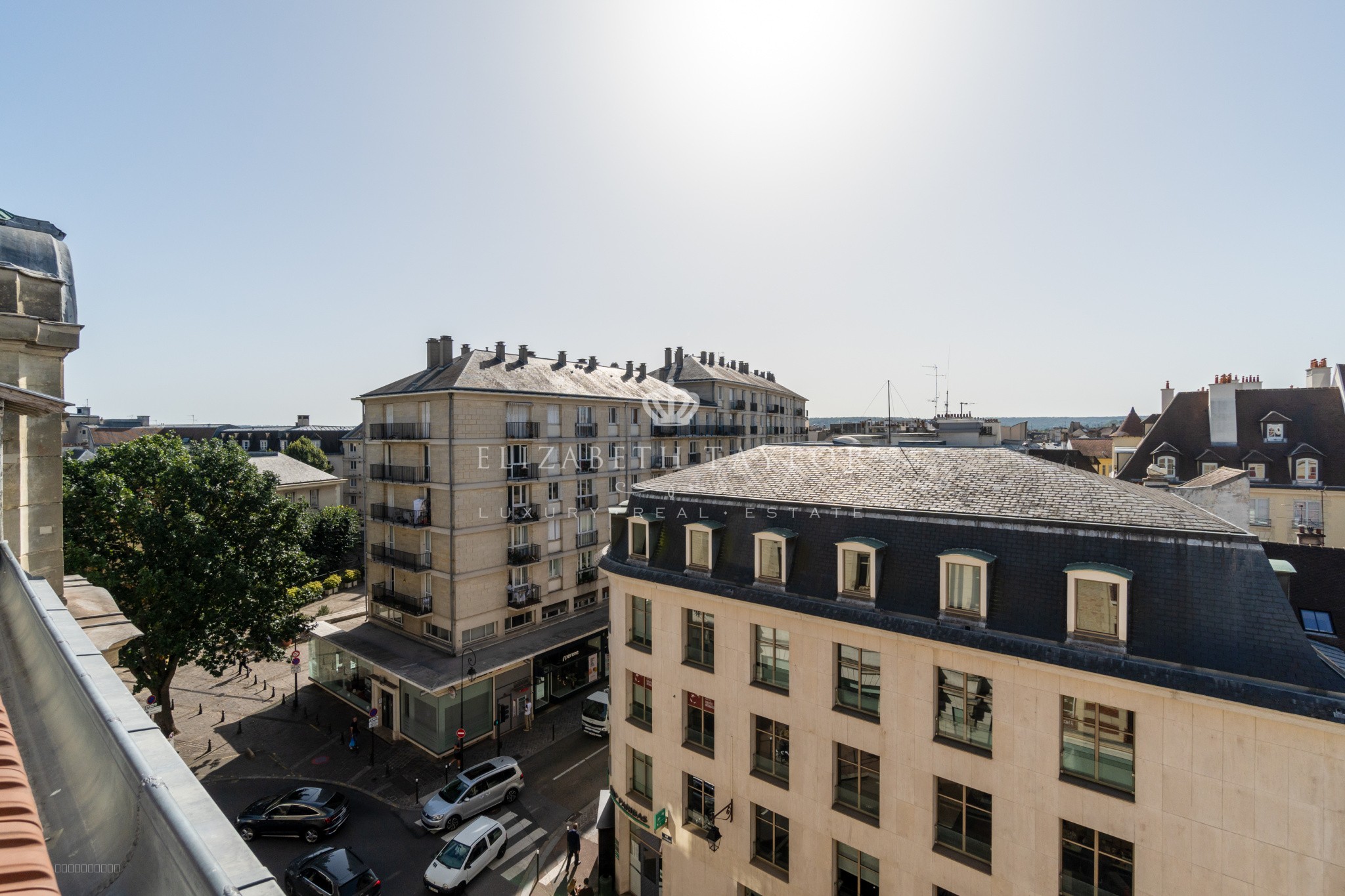 CHATEAU RER SAINT GERMAIN EN LAYE — photo 14
