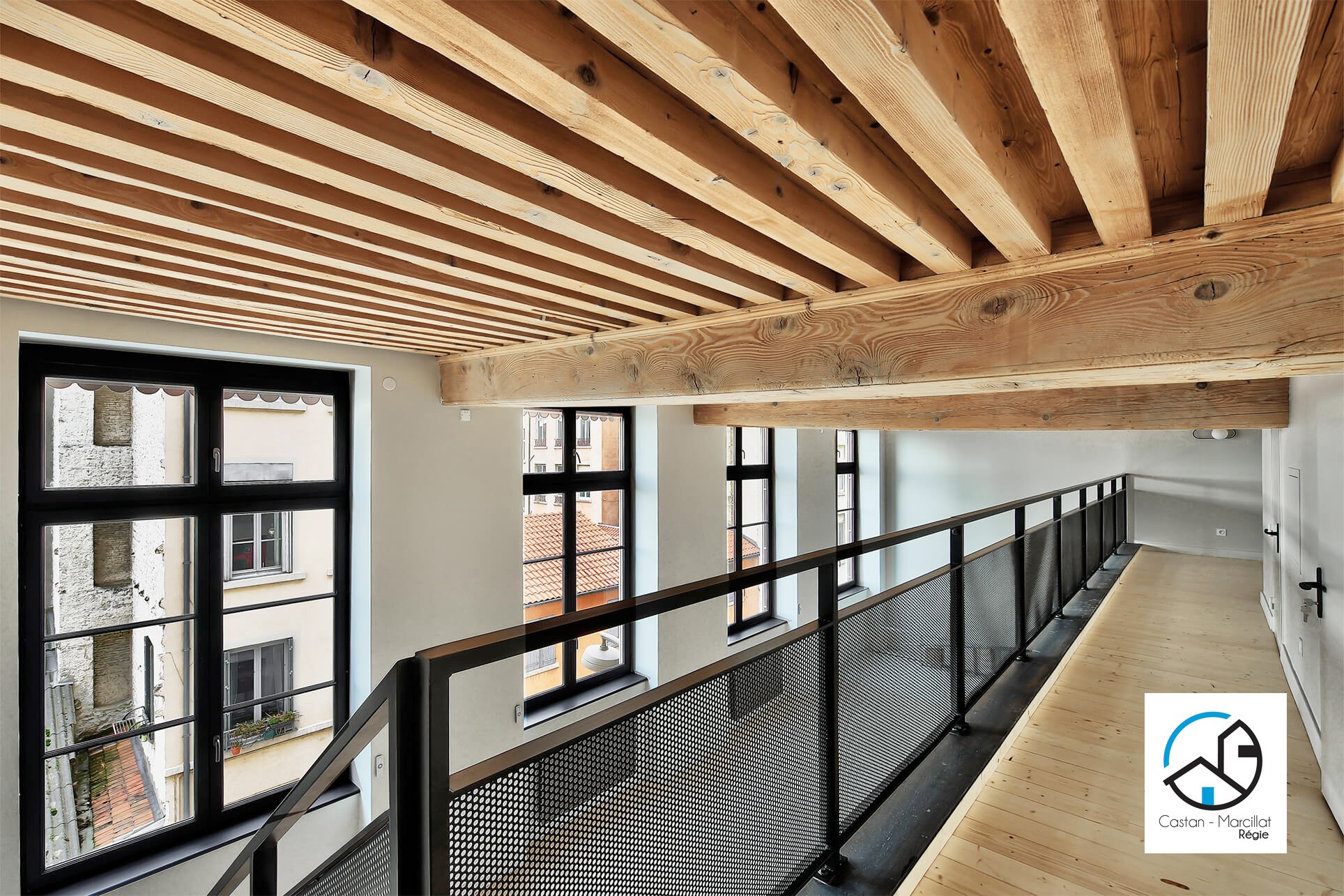 Duplex avec vue dégagée - Croix Rousse — photo 8
