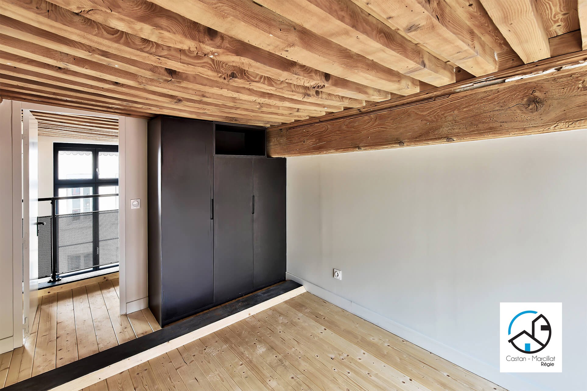 Duplex avec vue dégagée - Croix Rousse — photo 11