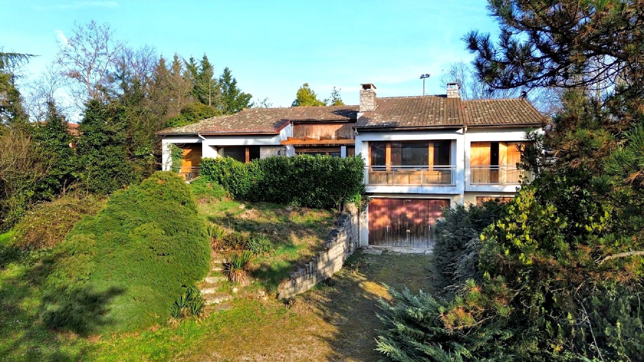 Maison à vendre à Annonay, 175 m², 9 pièces – photo 2 sur 7