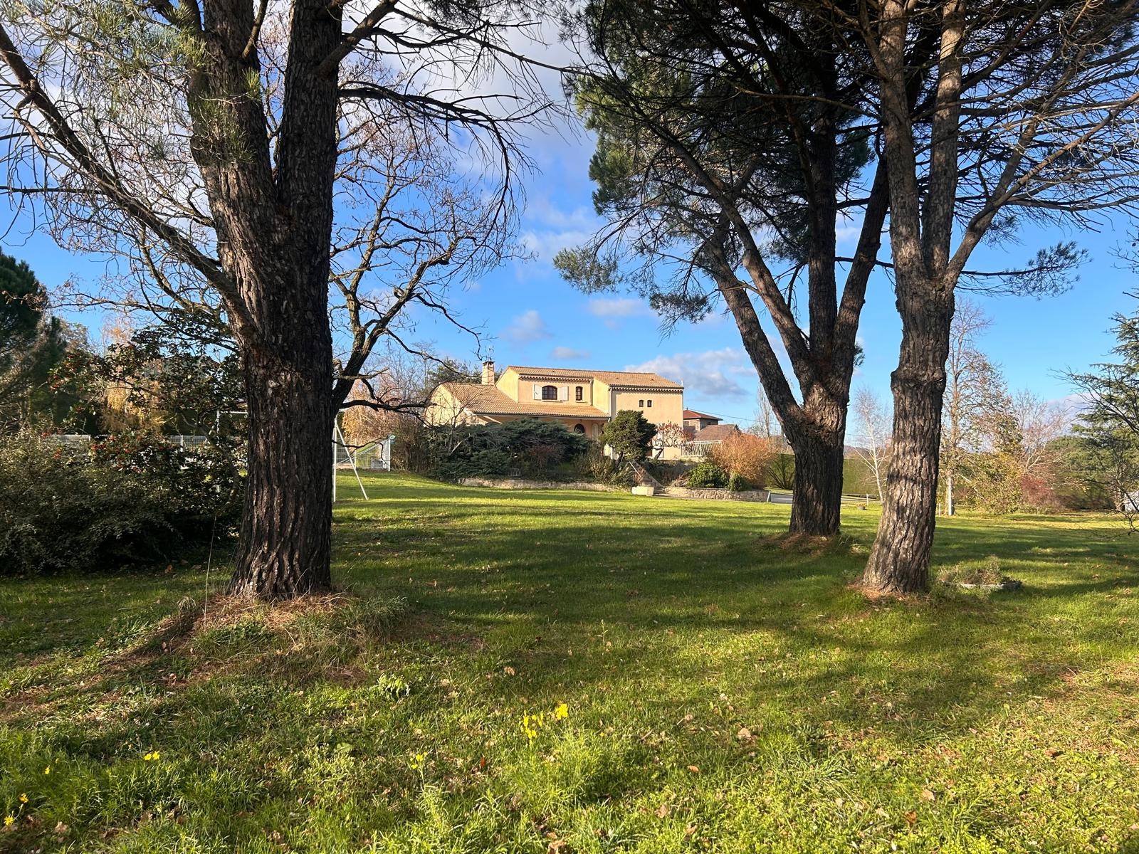 Maison à vendre à Annonay, 42 m², 8 pièces – photo 1 sur 10