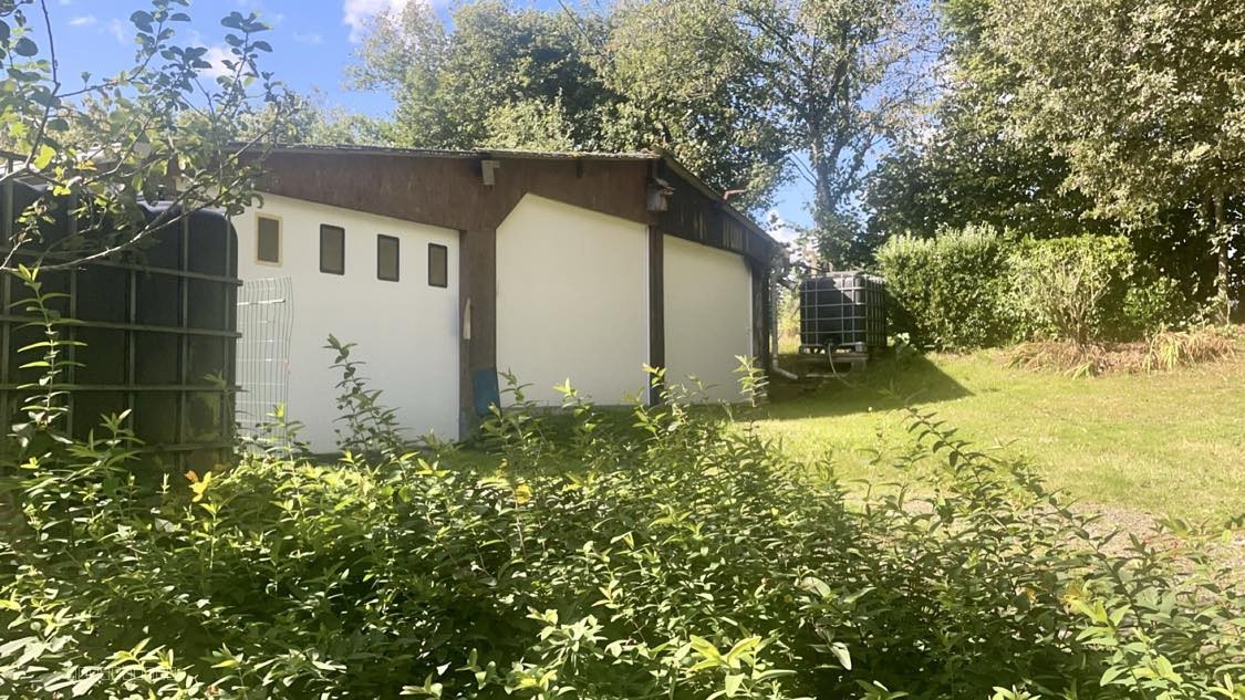MAISON EN PIERRES AVEC DEPENDANCE AMENAGEABLE EN HAMEAU - BEGANNE — photo 10