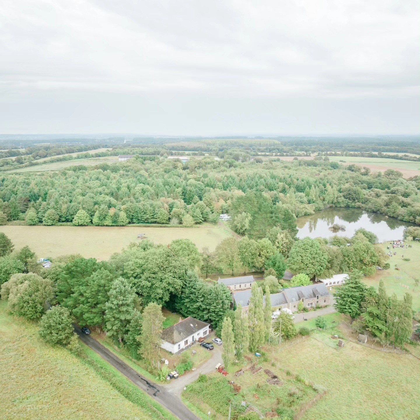 Bien immobilier à vendre à Missillac, 480 m², 18 pièces – photo 2 sur 11