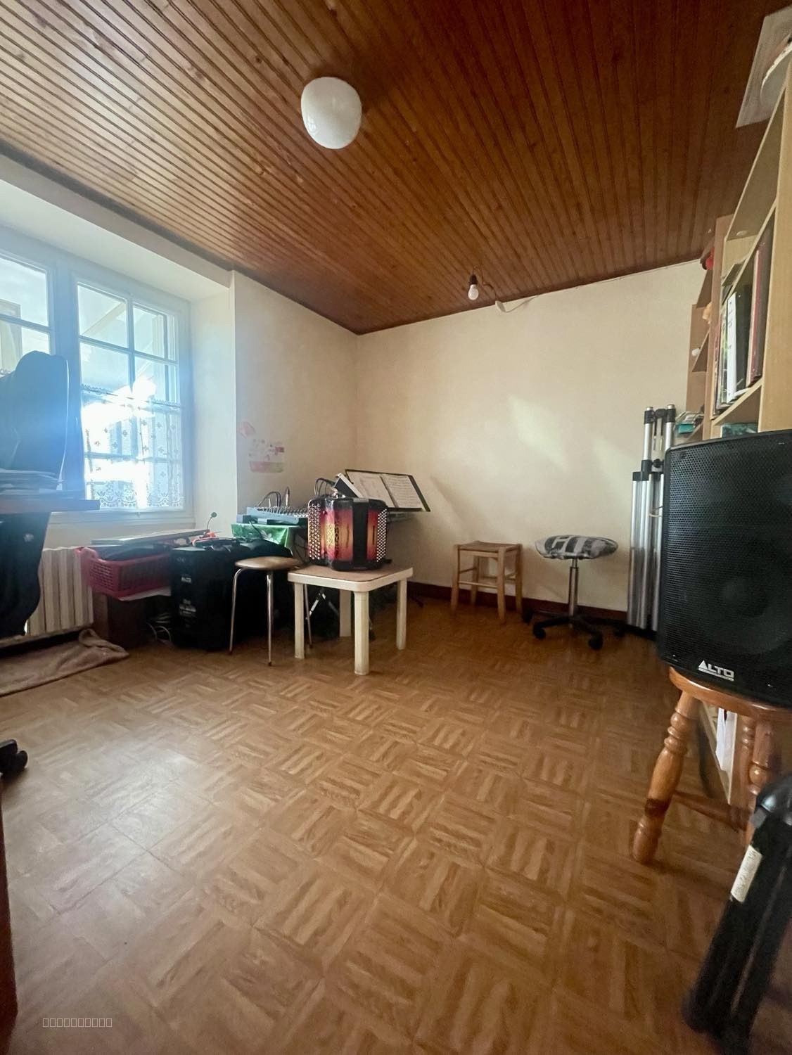 MAISON EN PIERRES AVEC DEPENDANCE AMENAGEABLE EN HAMEAU - BEGANNE — photo 6
