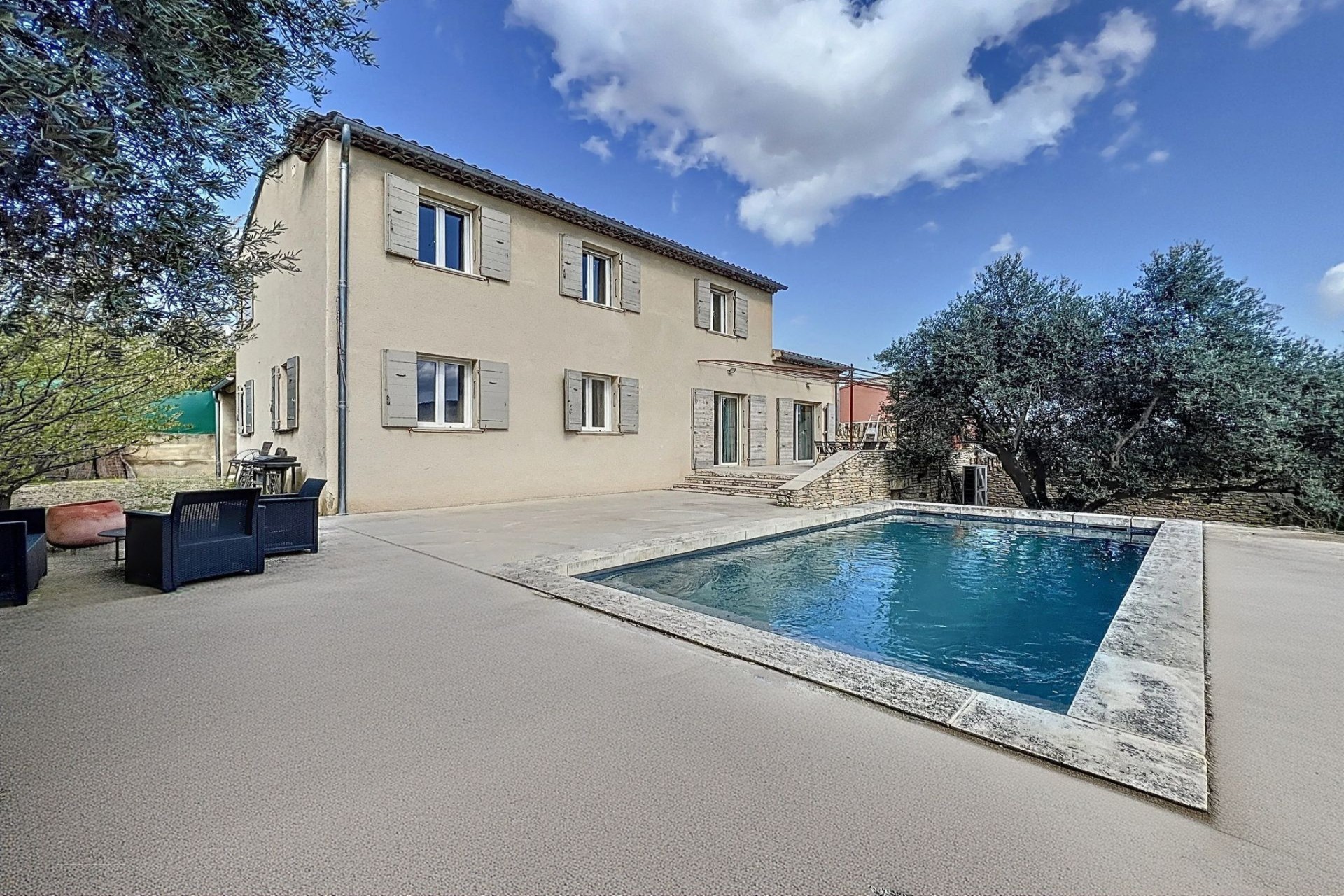Immobilière de l'Olivier vous propose : LUBERON VILLA 5 CHAMBRES AVEC PISCINE — photo 12