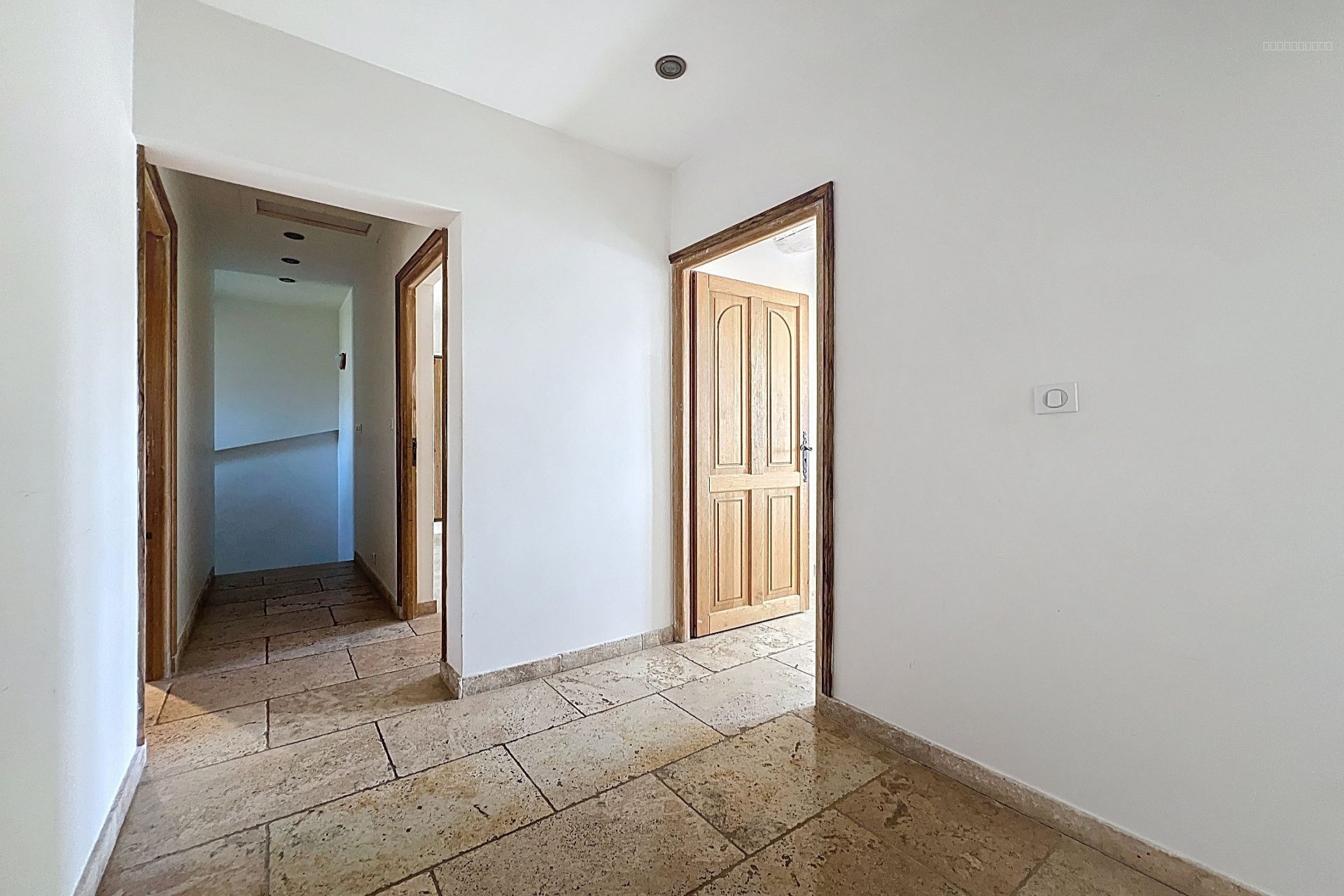 Immobilière de l'Olivier vous propose : LUBERON VILLA 5 CHAMBRES AVEC PISCINE — photo 13