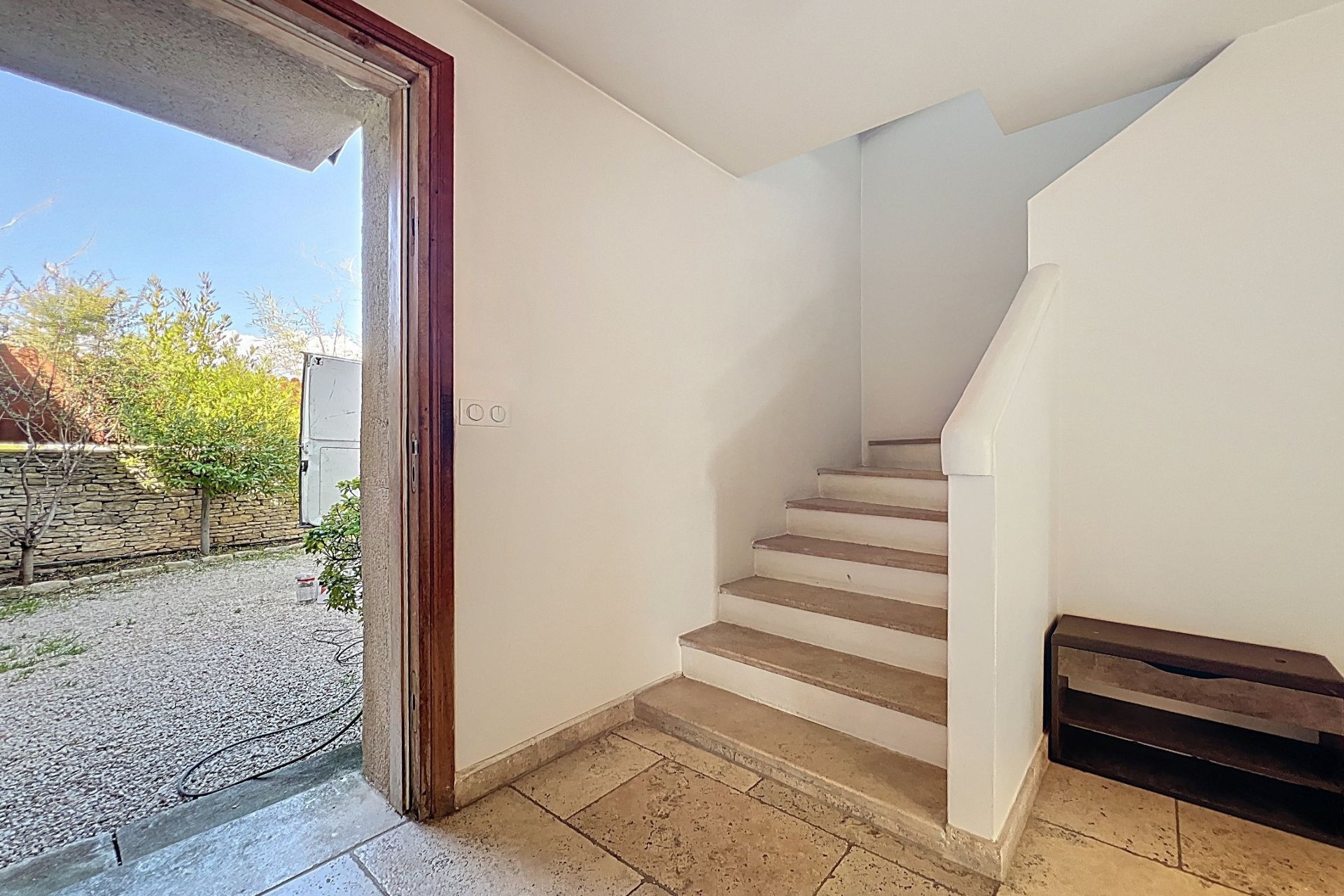 Immobilière de l'Olivier vous propose : LUBERON VILLA 5 CHAMBRES AVEC PISCINE — photo 10