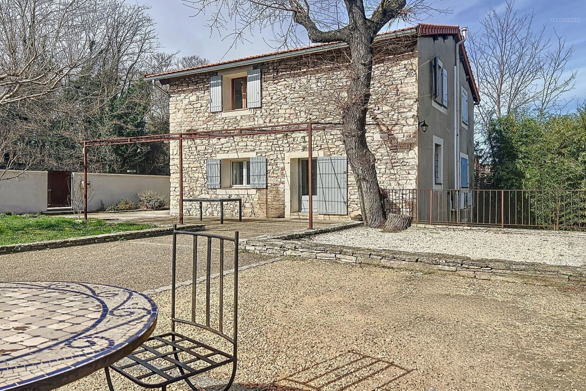 Maison à vendre à Saignon, 32,15 m², 5 pièces – photo 1 sur 20