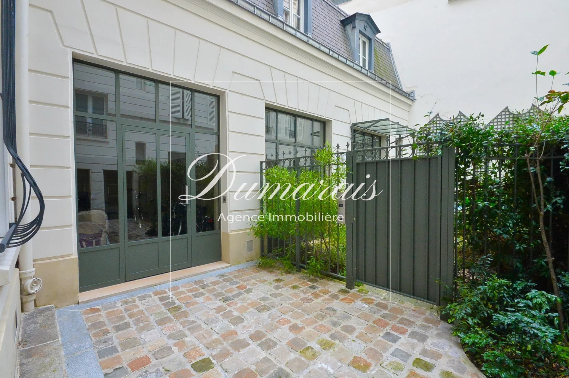 75004 Paris - 2 PIECES DE CHARME — photo 12