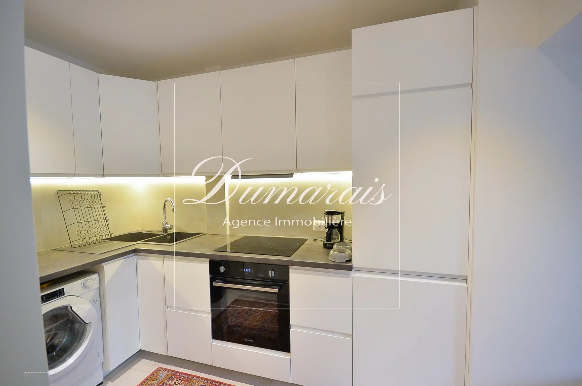 75004 Paris - 2 PIECES DE CHARME — photo 8
