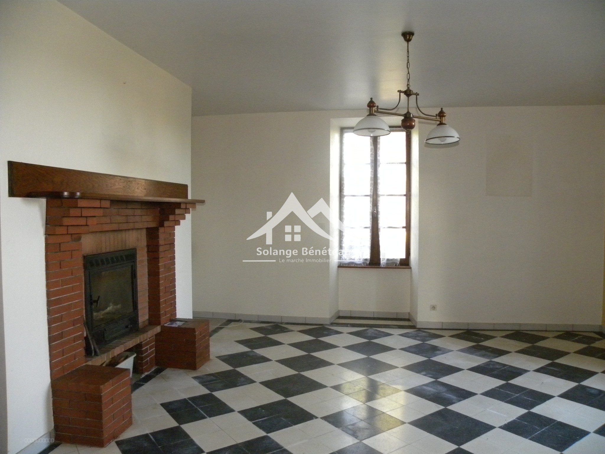 Bien immobilier à vendre à La reunion, 180 m², 8 pièces – photo 2 sur 10