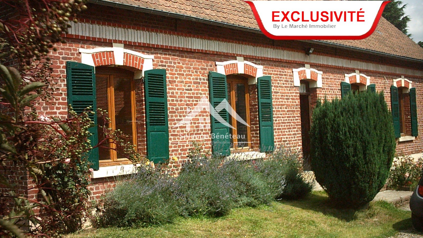 Bien immobilier à vendre à Courcelette, 290 m², 13 pièces – photo 2 sur 20
