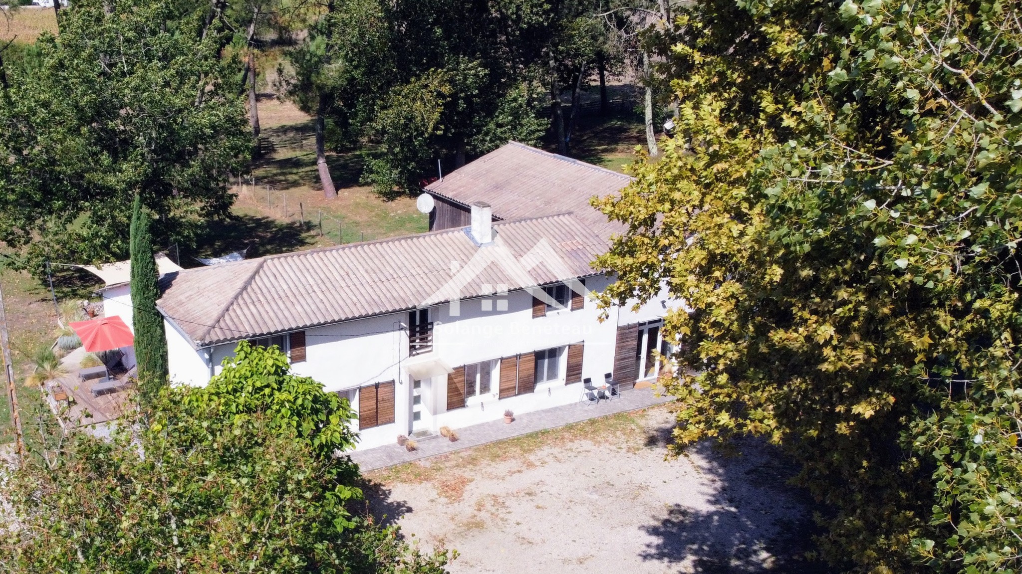 Bien immobilier à vendre à Grezet cavagnan, 260 m², 10 pièces – photo 1 sur 20