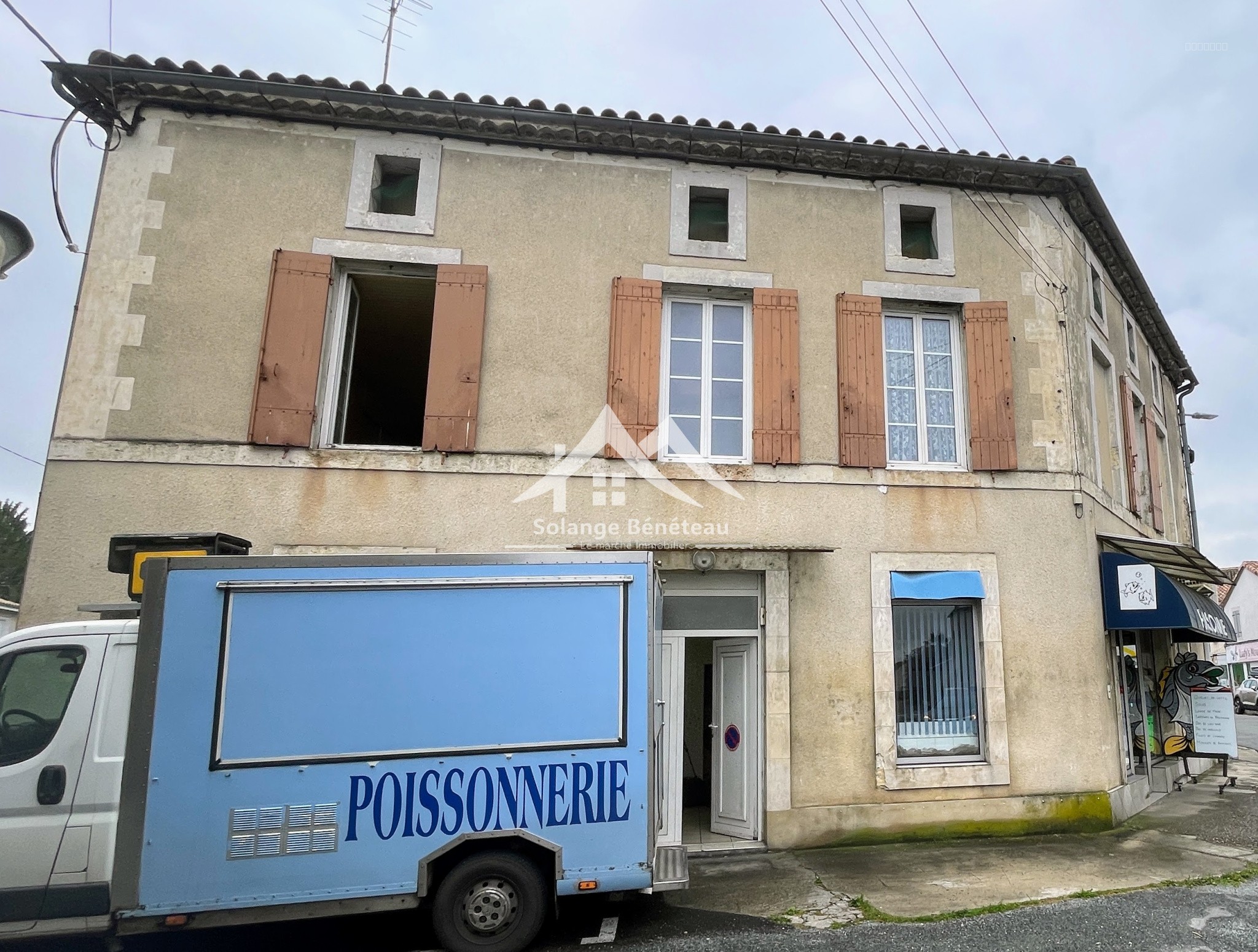Bien immobilier à vendre à Casteljaloux, 16,79 m², 7 pièces – photo 1 sur 6