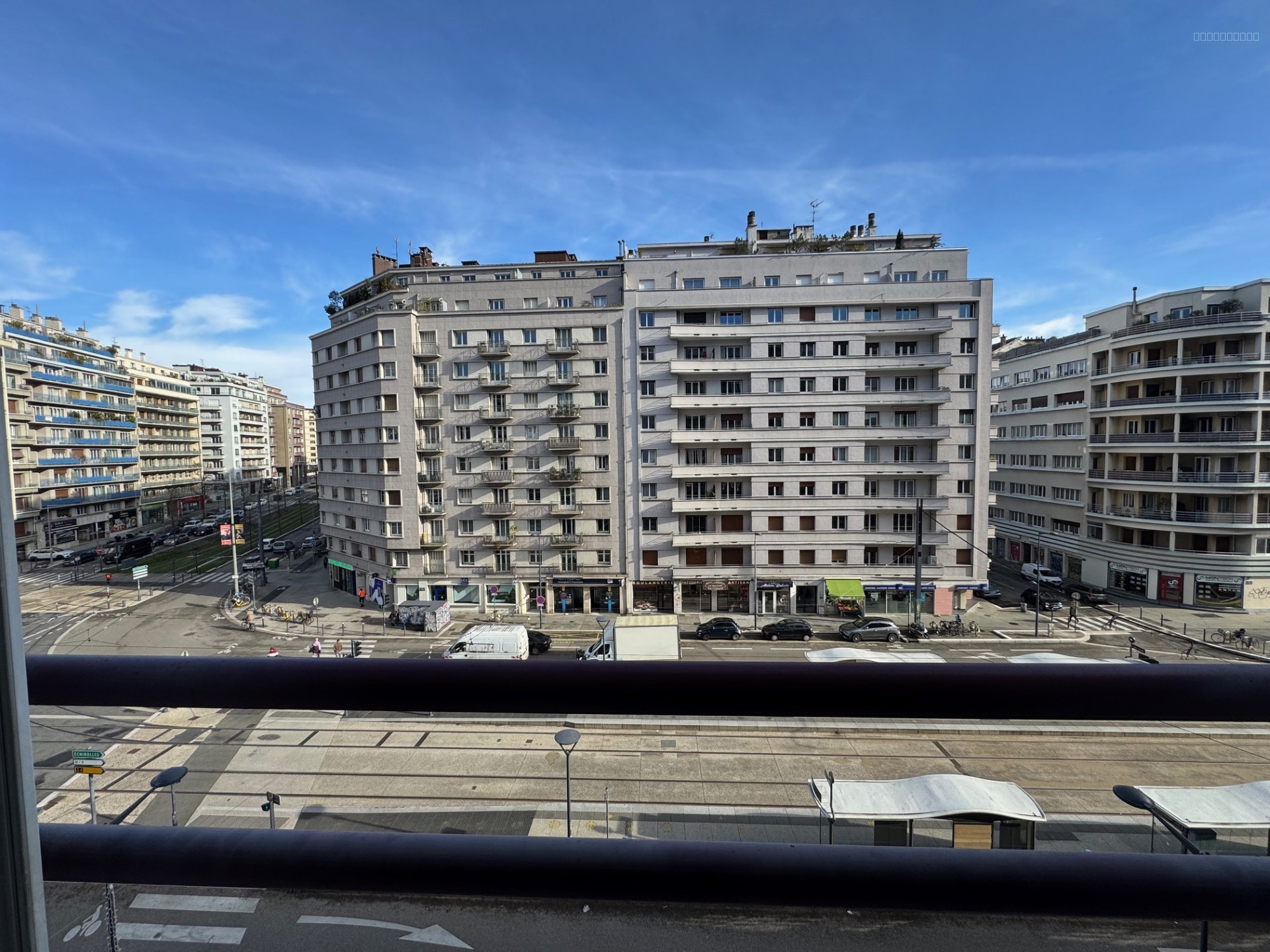 Appartement à vendre à Grenoble, 23,29 m², 4 pièces – photo 1 sur 14