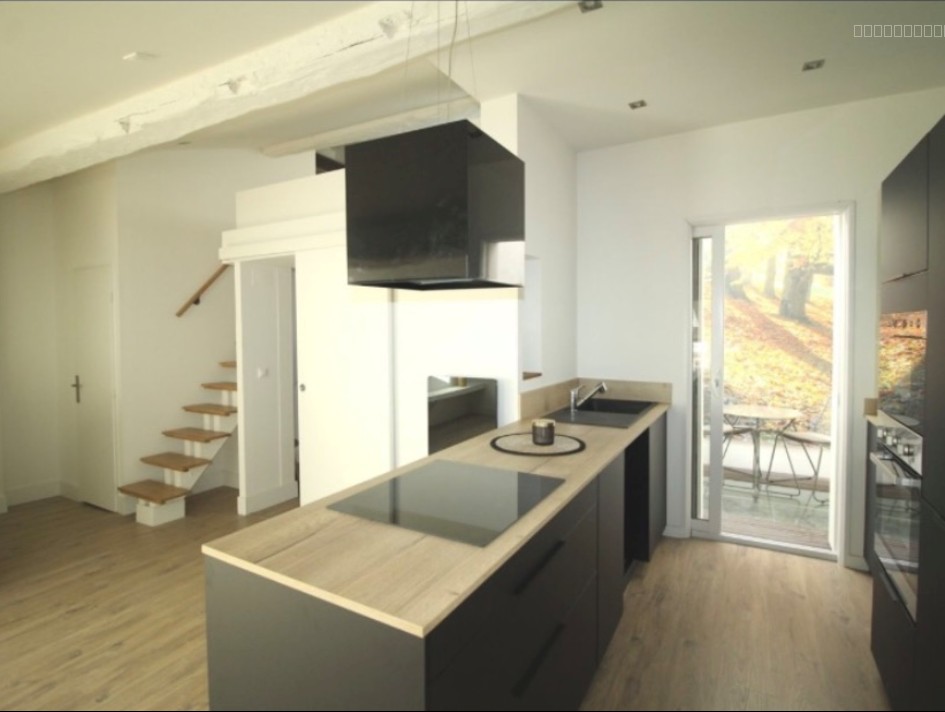 Appartement à vendre à Grenoble, 48 m², 2 pièces – photo 1 sur 13
