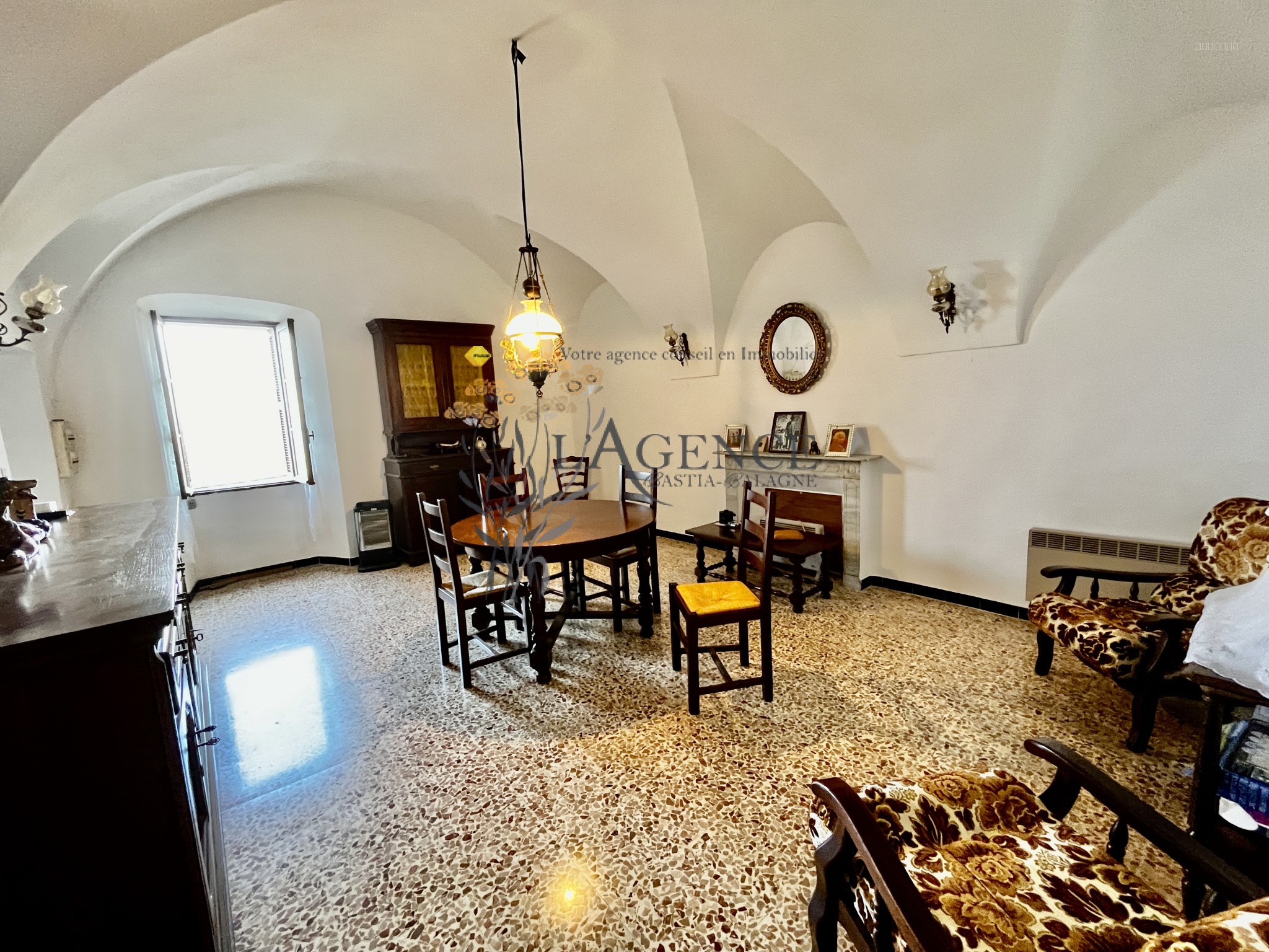 Appartement à vendre à Santa reparata di balagna, 27,76 m², 4 pièces – photo 1 sur 7