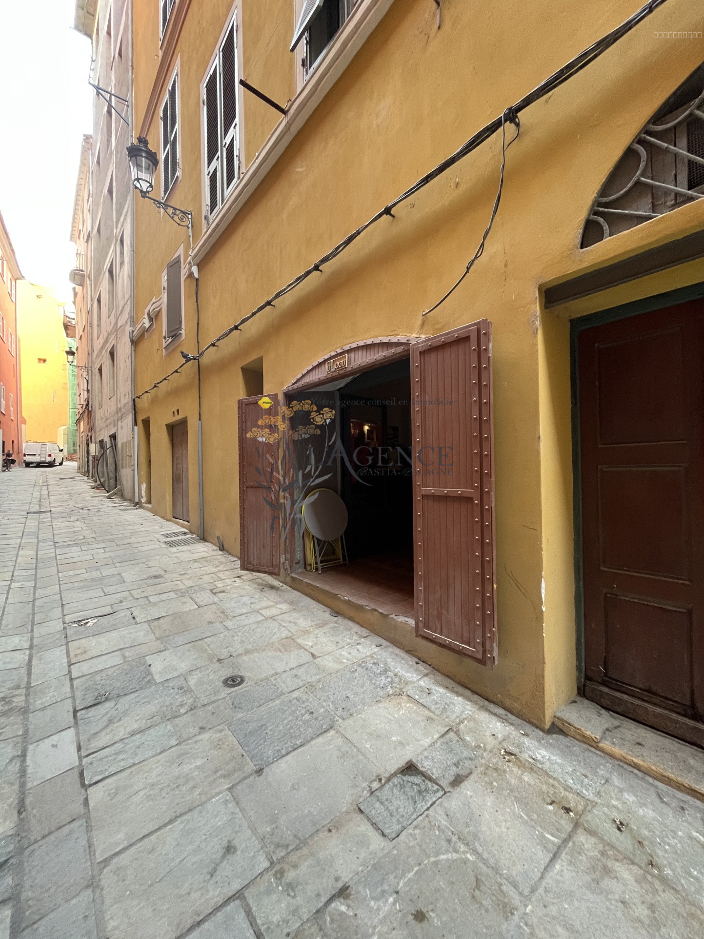 Bien immobilier à vendre à Bastia, 90 m² – photo 1 sur 4