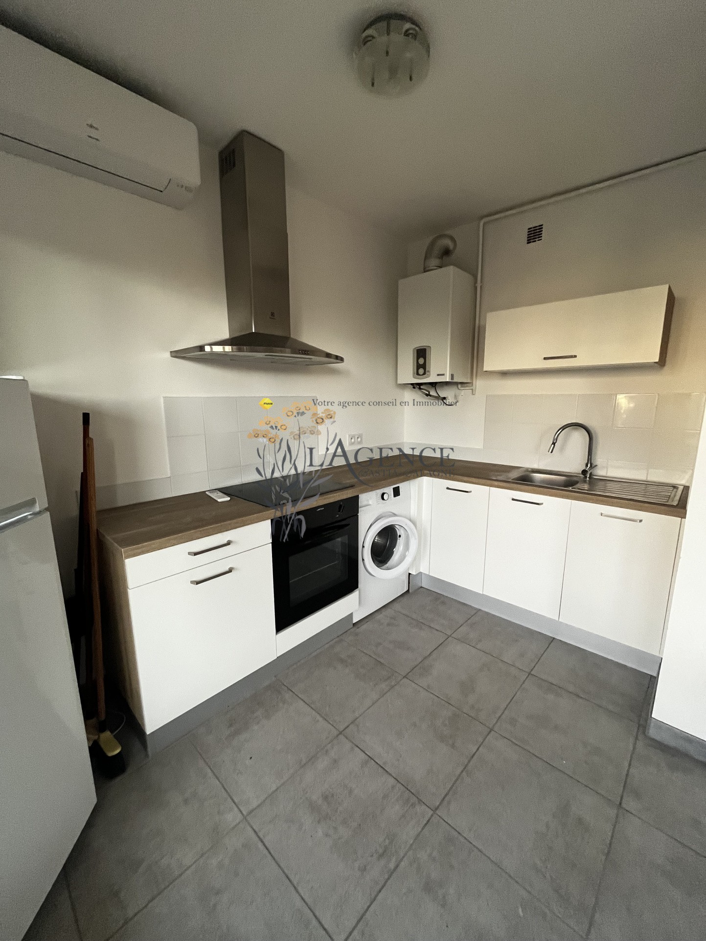 Appartement à louer à Bastia, 34,59 m², 1 pièce – photo 3 sur 10
