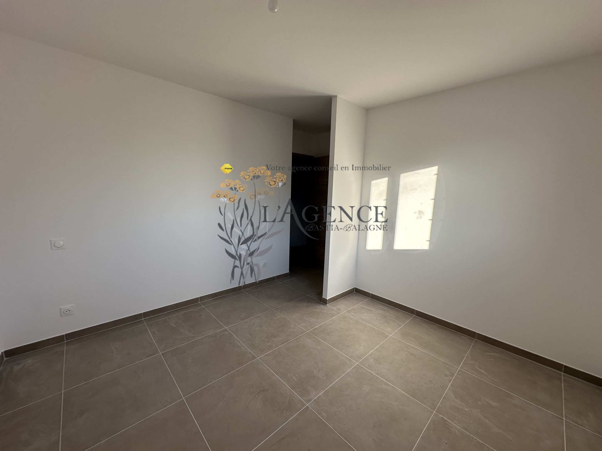 Villa à vendre à Folelli, 23,74 m², 4 pièces – photo 3 sur 4