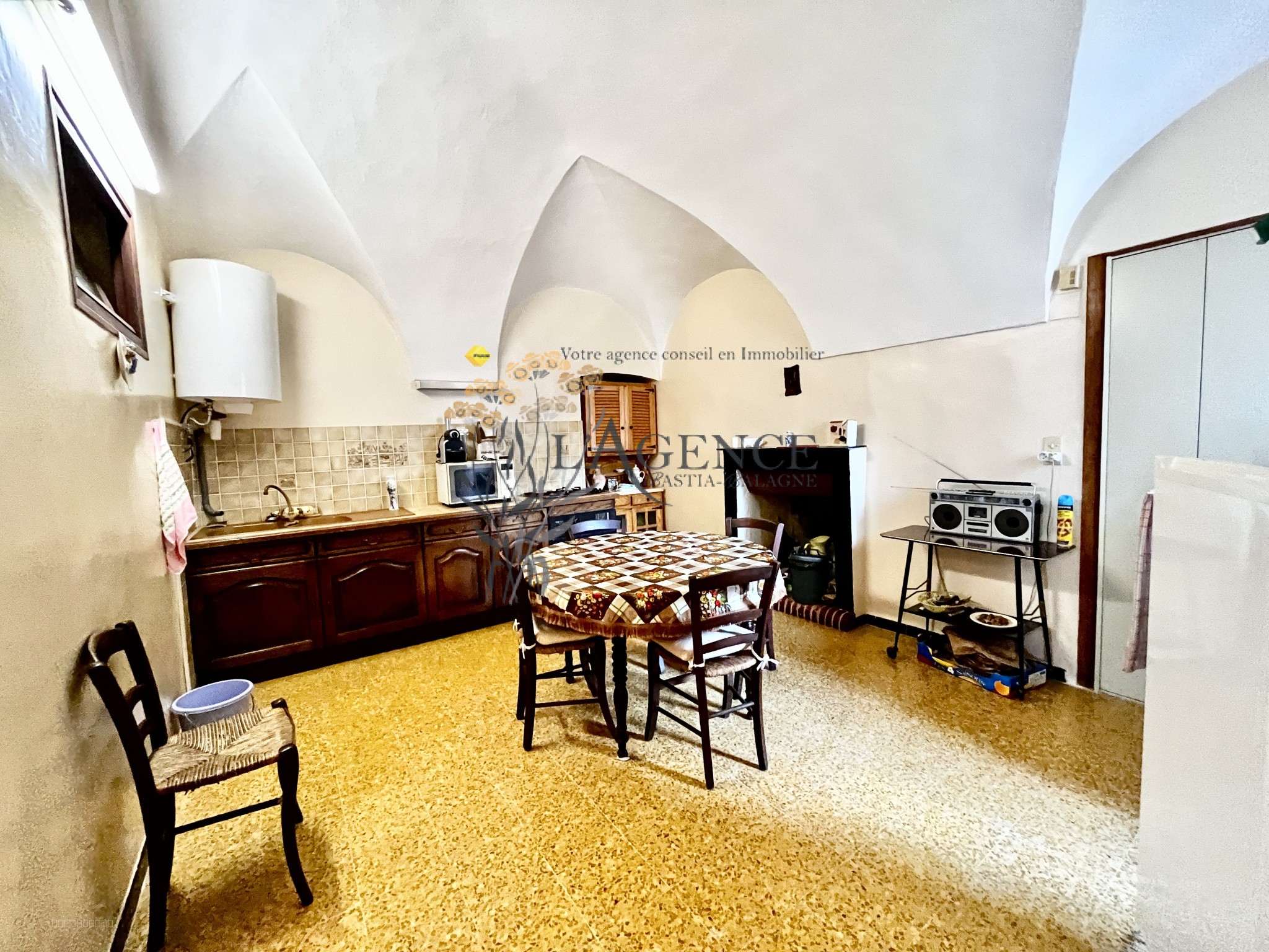 Appartement à vendre à Santa reparata di balagna, 27,76 m², 4 pièces – photo 2 sur 7