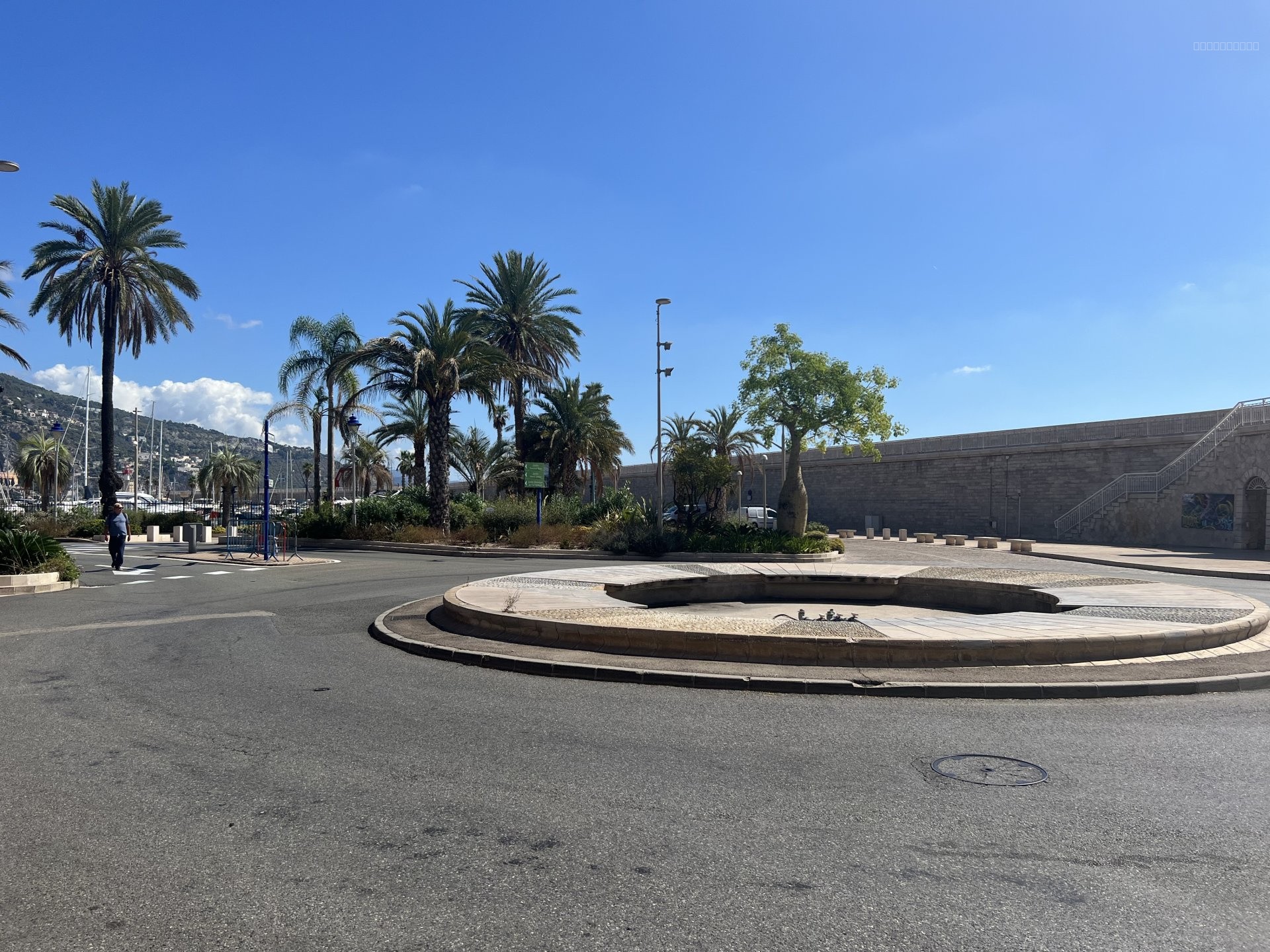 Fonds de commerce à vendre à Menton, 100 m² – photo 1 sur 5