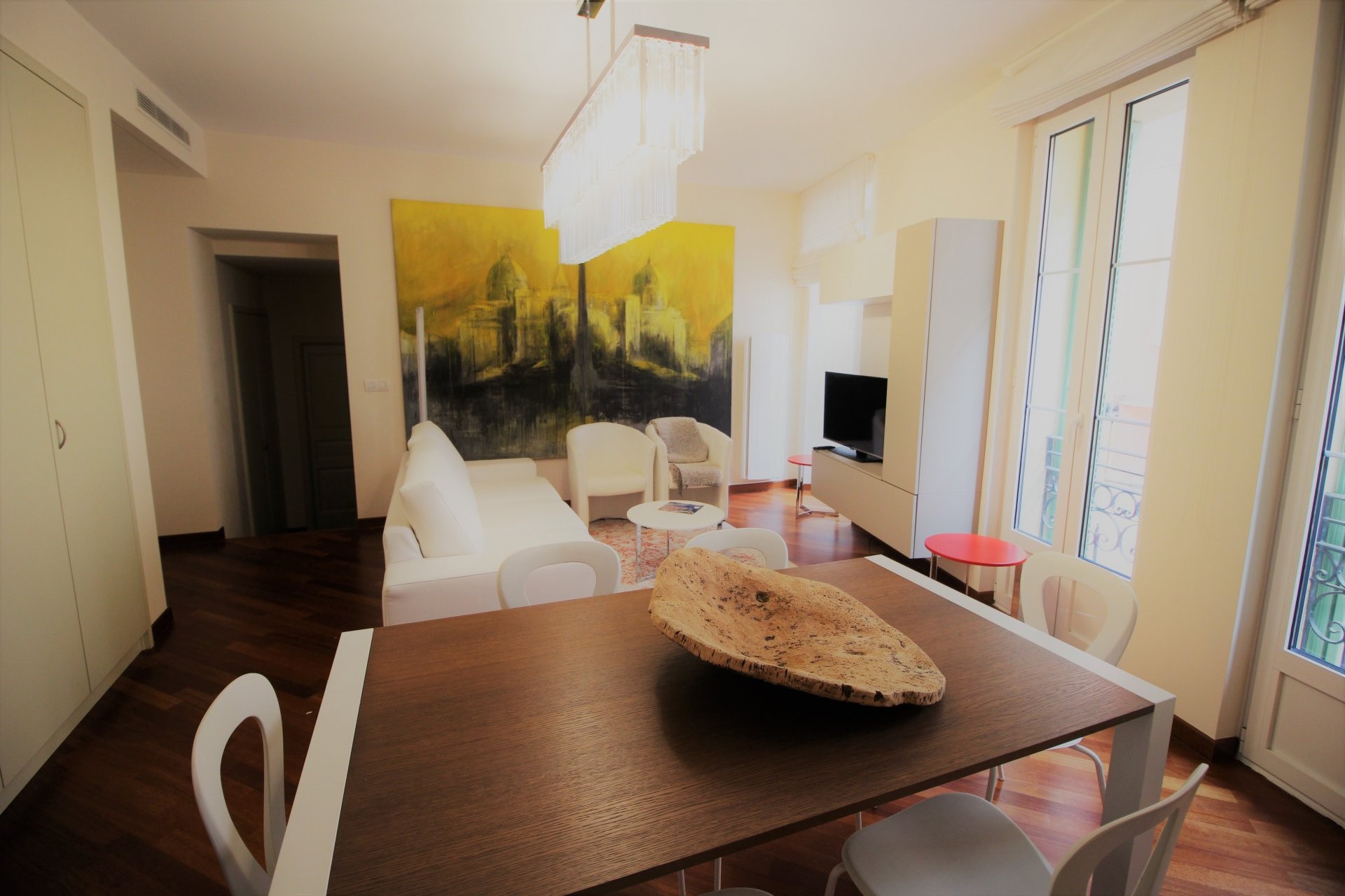 Appartement à vendre à Menton, 100 m², 2 pièces – photo 1 sur 5