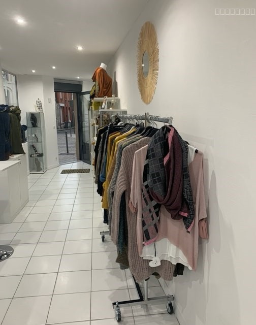 Local commercial à louer à Cambrai, 29 m² – photo 3 sur 3
