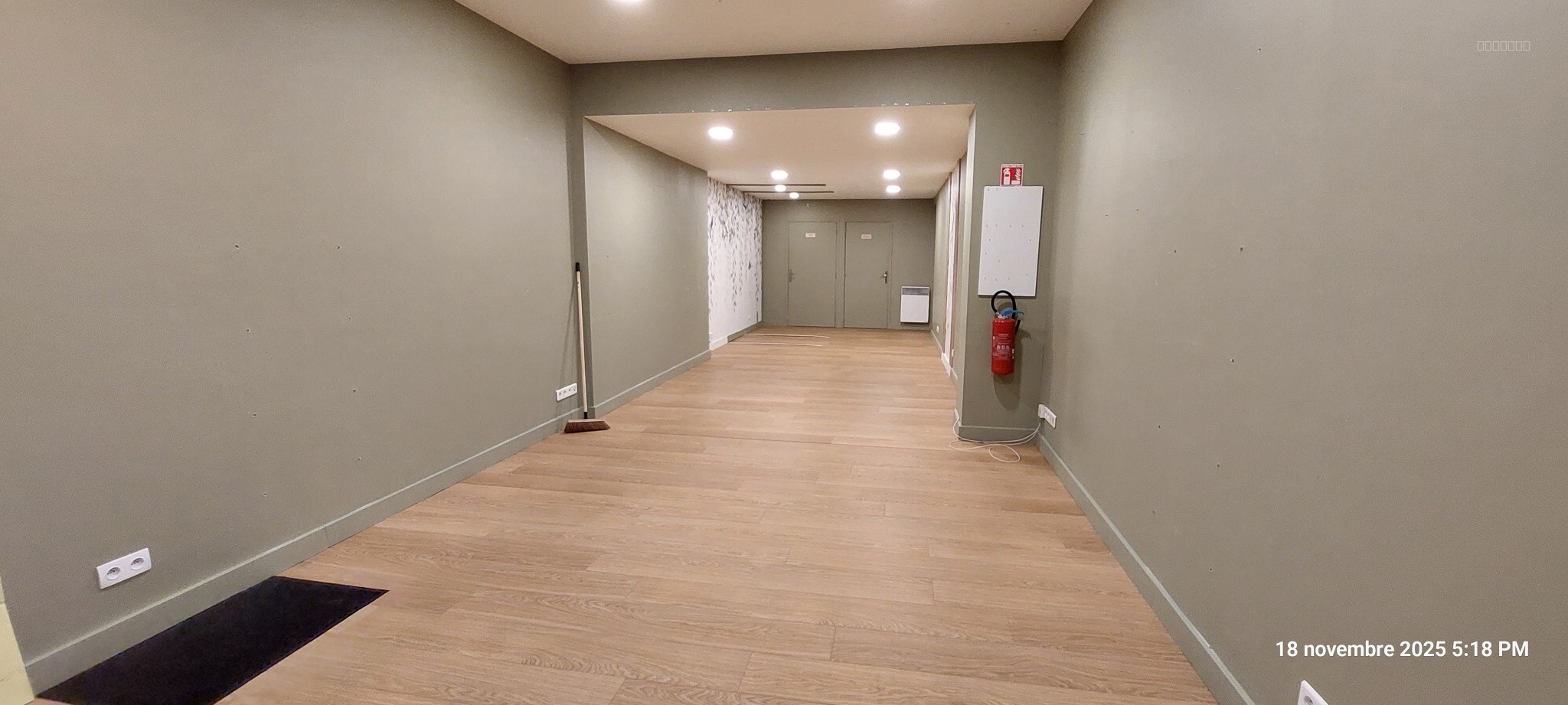 Local commercial à louer à Cambrai, 60 m² – photo 1 sur 4