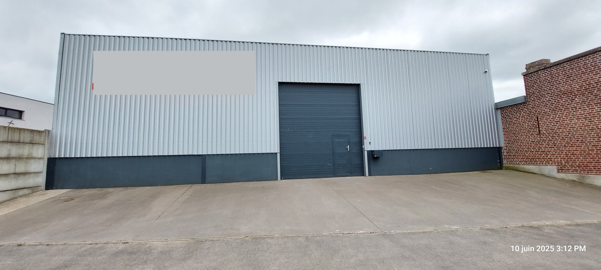 Entrepôt à louer à Cambrai, 300 m² – photo 1 sur 6