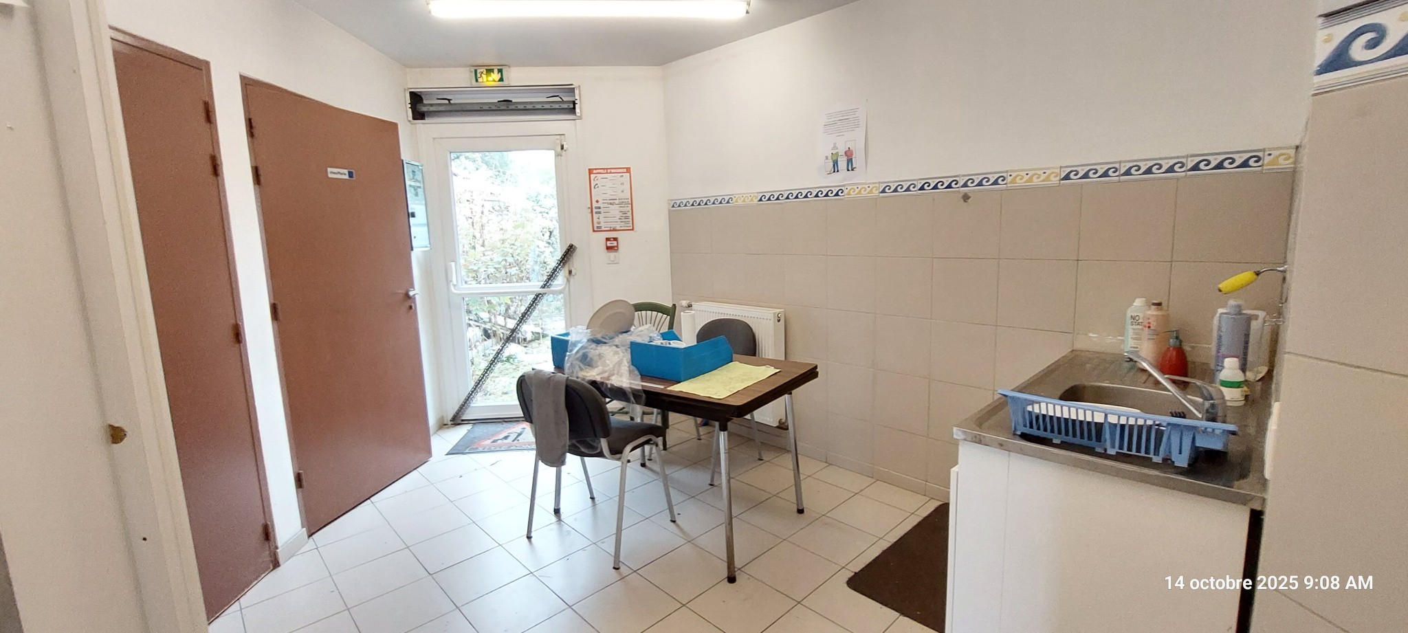 Local commercial à louer à Cambrai, 410 m² – photo 2 sur 8