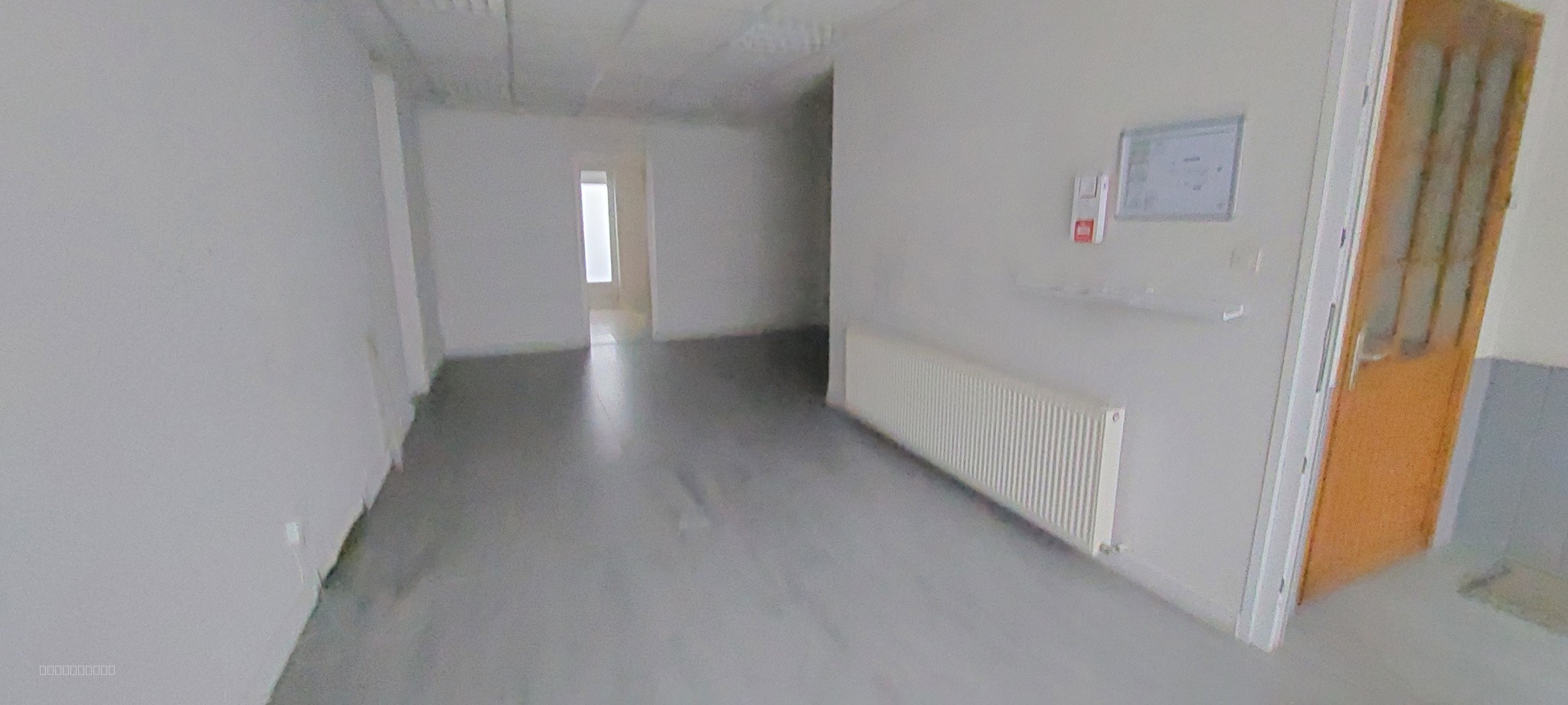 Local commercial à louer à Cambrai, 138 m² – photo 2 sur 6