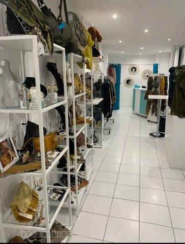 Local commercial à louer à Cambrai, 29 m² – photo 2 sur 3