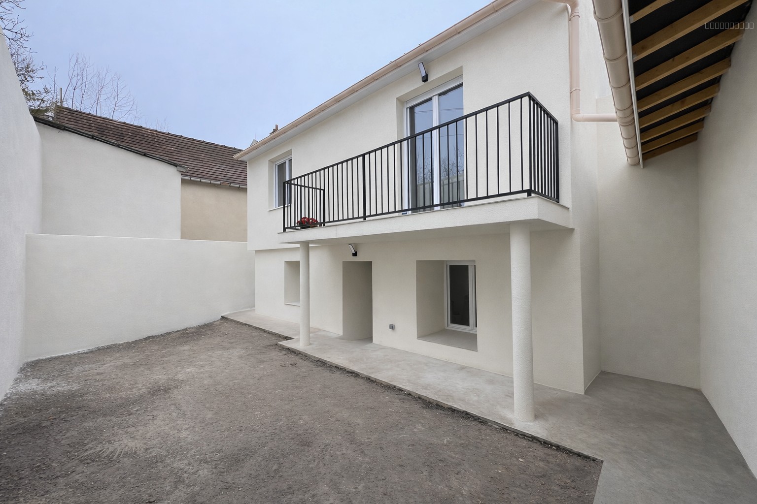 Maison à vendre à Alfortville, 27,5 m², 5 pièces – photo 1 sur 19