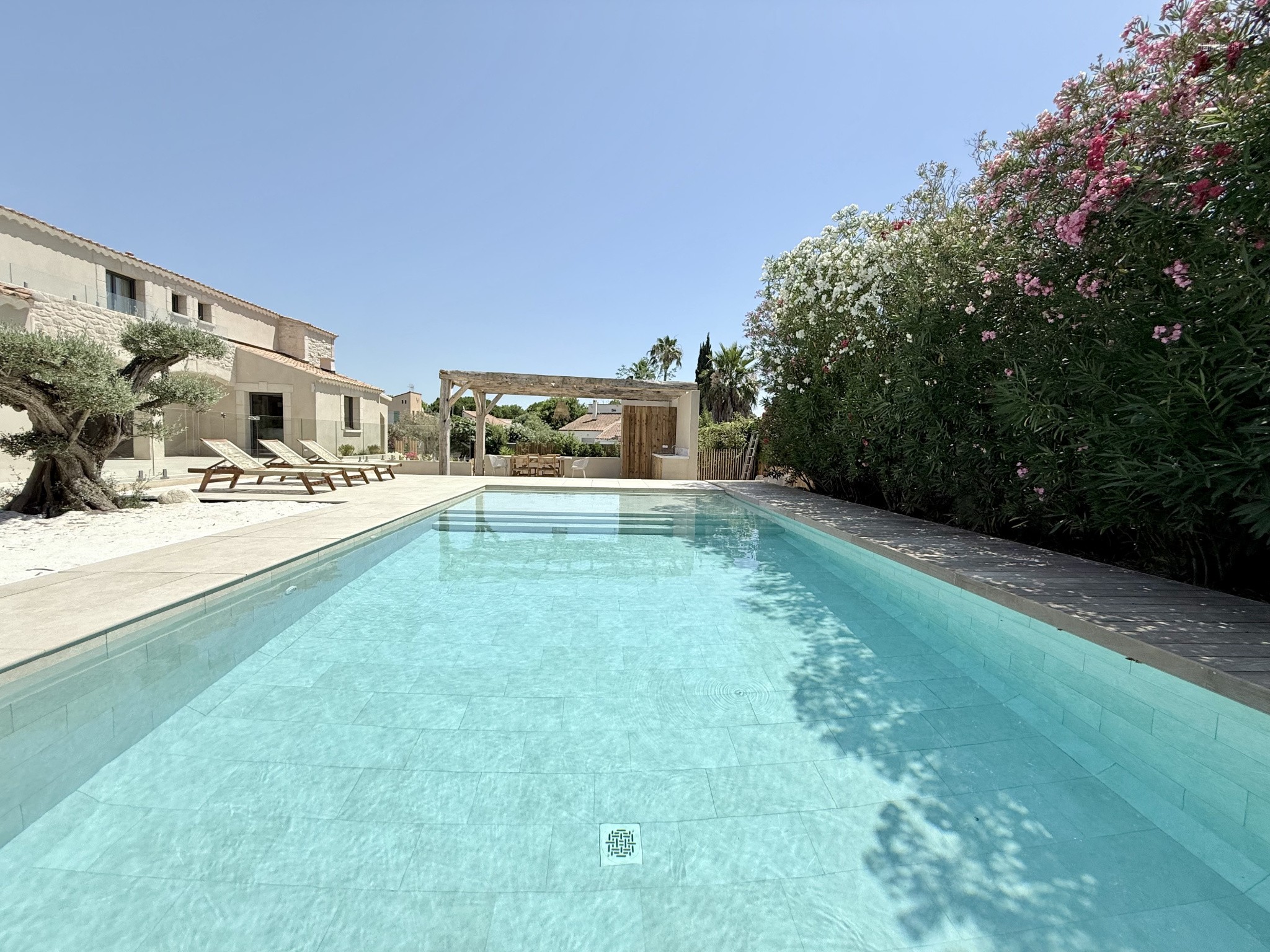 Maison à vendre à Perols, 202 m², 6 pièces – photo 1 sur 12