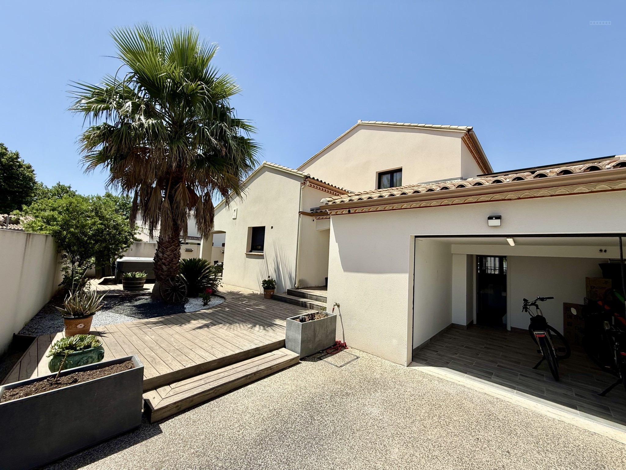 Maison à vendre à Perols, 155 m², 5 pièces – photo 1 sur 8