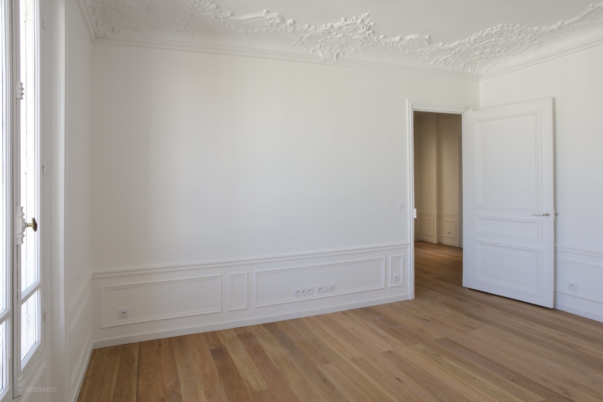 VINCENNES COEUR DE VILLE APPARTEMENT DE 5 PIECES MAGNIFIQUE — photo 10