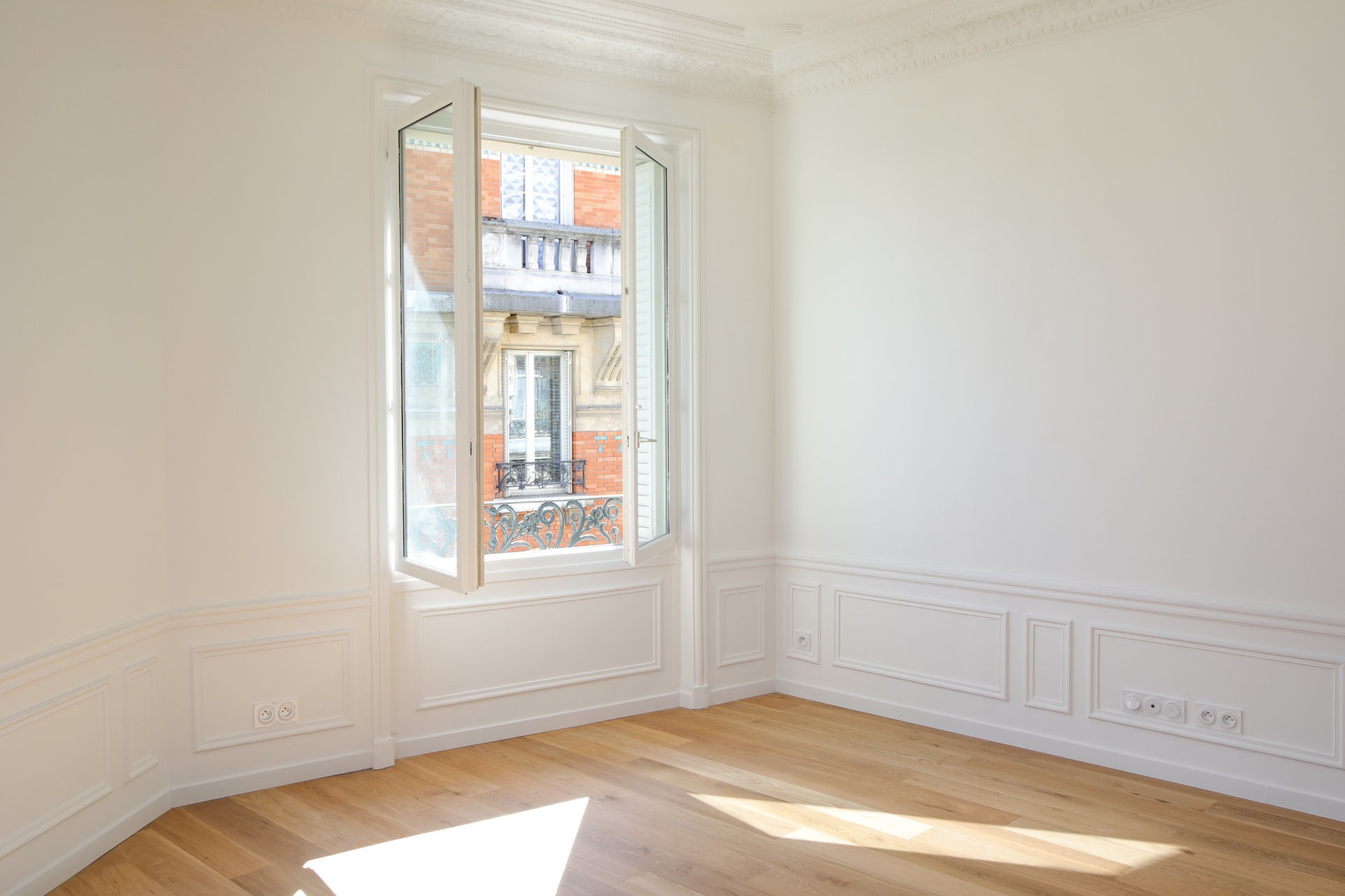 VINCENNES COEUR DE VILLE APPARTEMENT DE 5 PIECES MAGNIFIQUE — photo 8