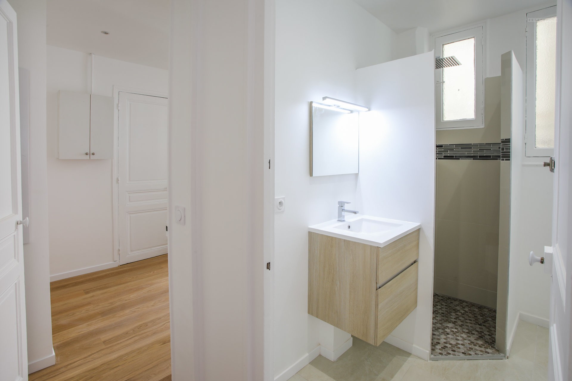 VINCENNES COEUR DE VILLE APPARTEMENT DE 5 PIECES MAGNIFIQUE — photo 11