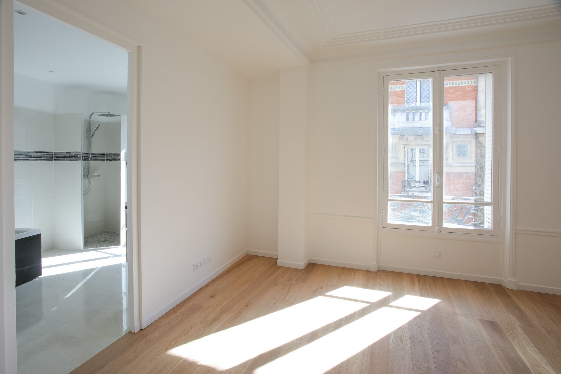 VINCENNES COEUR DE VILLE APPARTEMENT DE 5 PIECES MAGNIFIQUE — photo 9