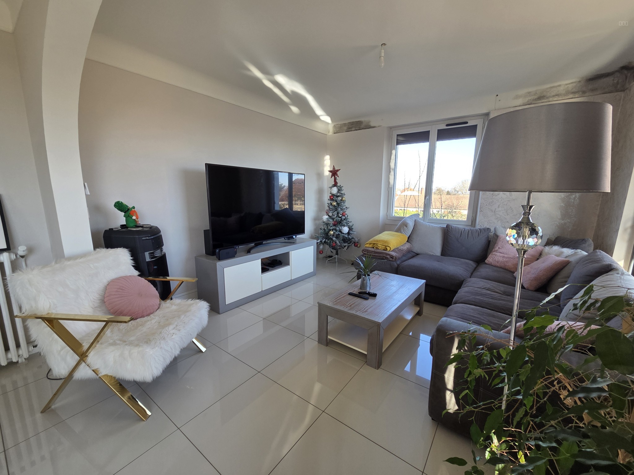 Maison à vendre à Rochechouart, 126 m², 5 pièces – photo 3 sur 8