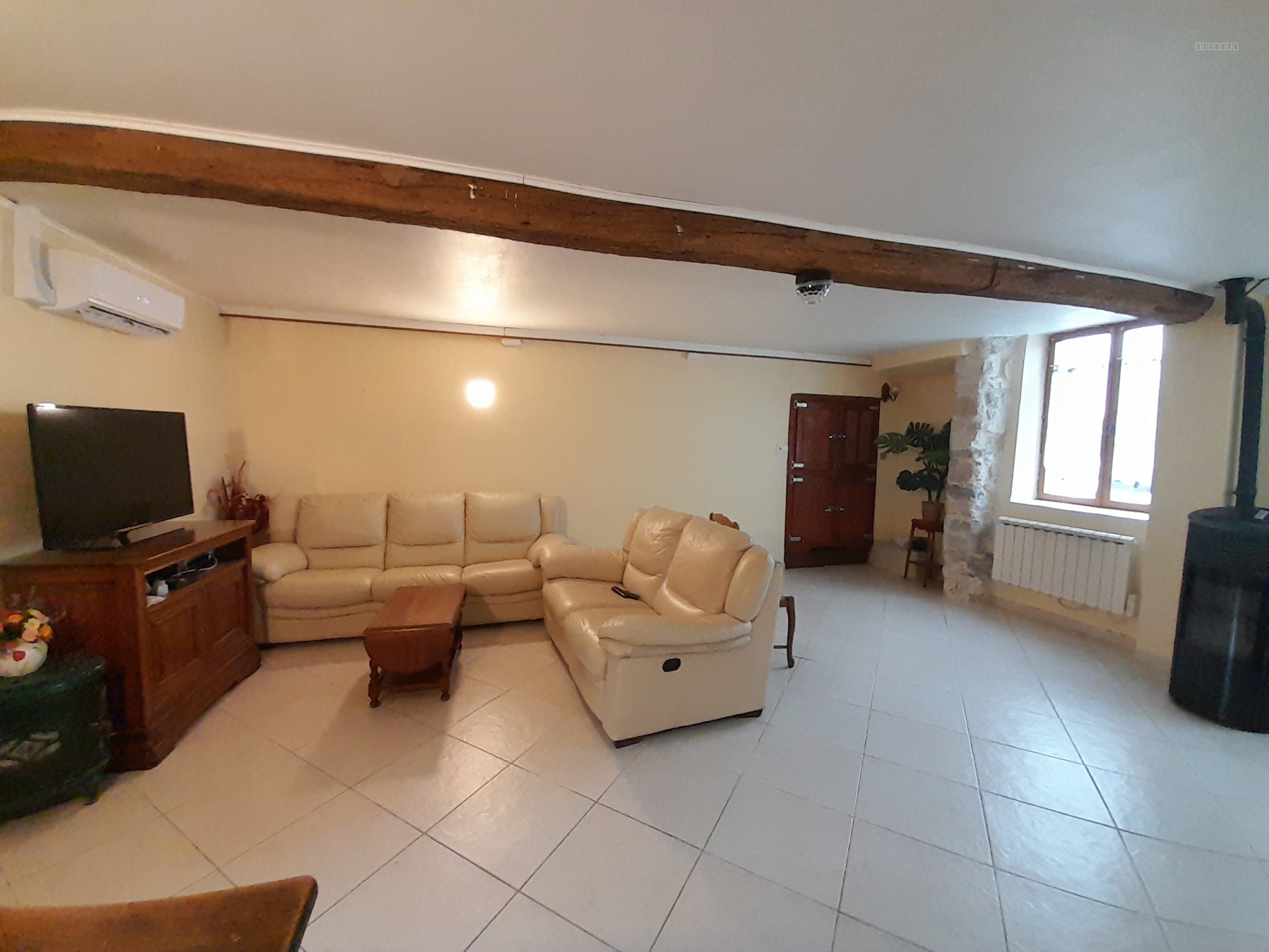 Bien immobilier à vendre à Auneaubleurysaintsymphorien, 220 m², 9 pièces – photo 3 sur 6
