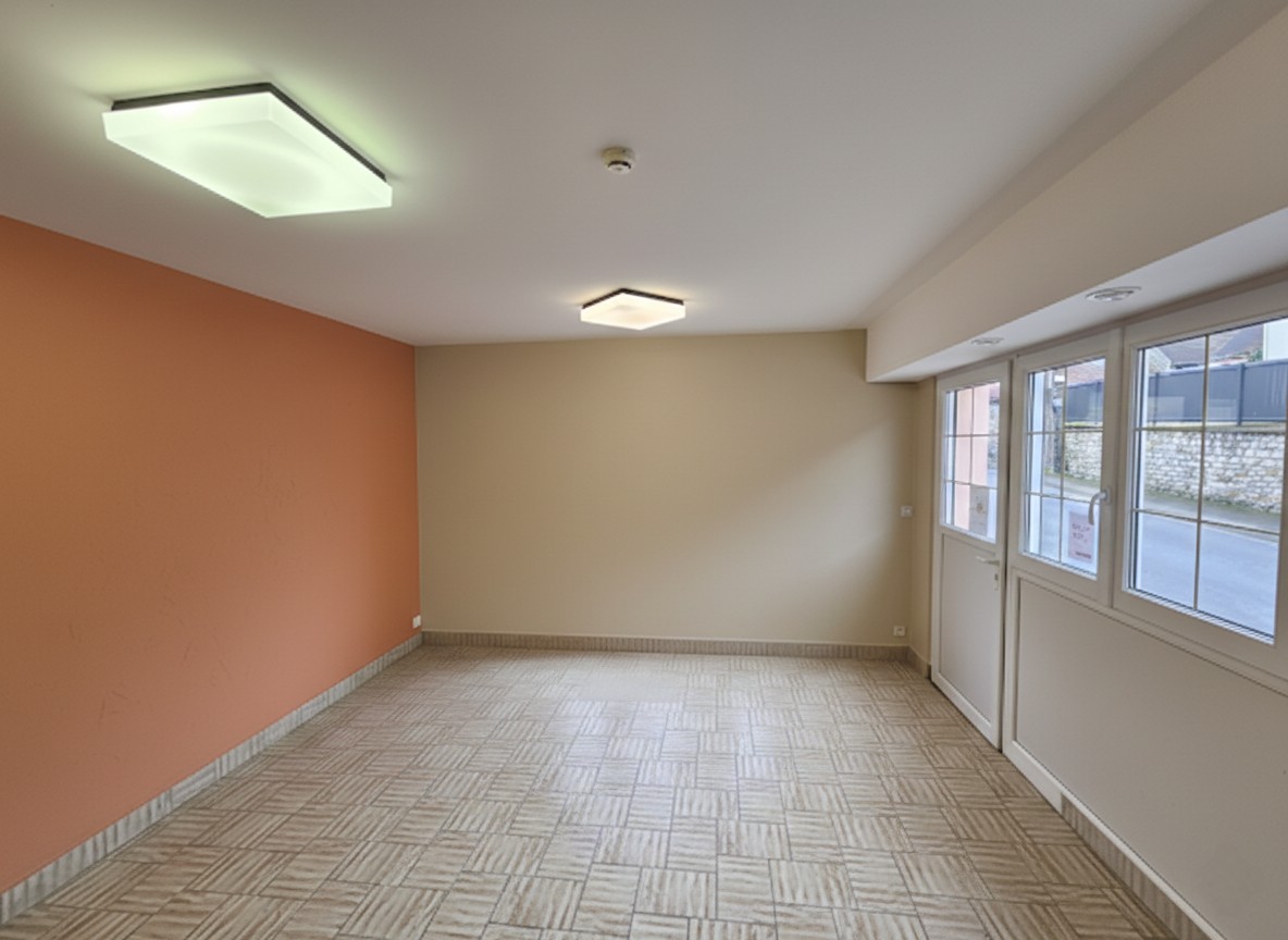 Local commercial à vendre à Auneaubleurysaintsymphorien, 21,5 m² – photo 3 sur 4