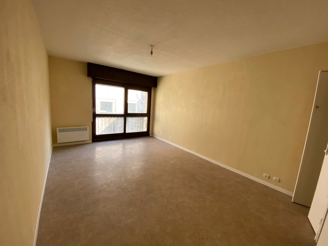 LOT-ET-GARONNE, VILLENEUVE SUR LOT ensemble de 13 appartements de type studios — photo 4
