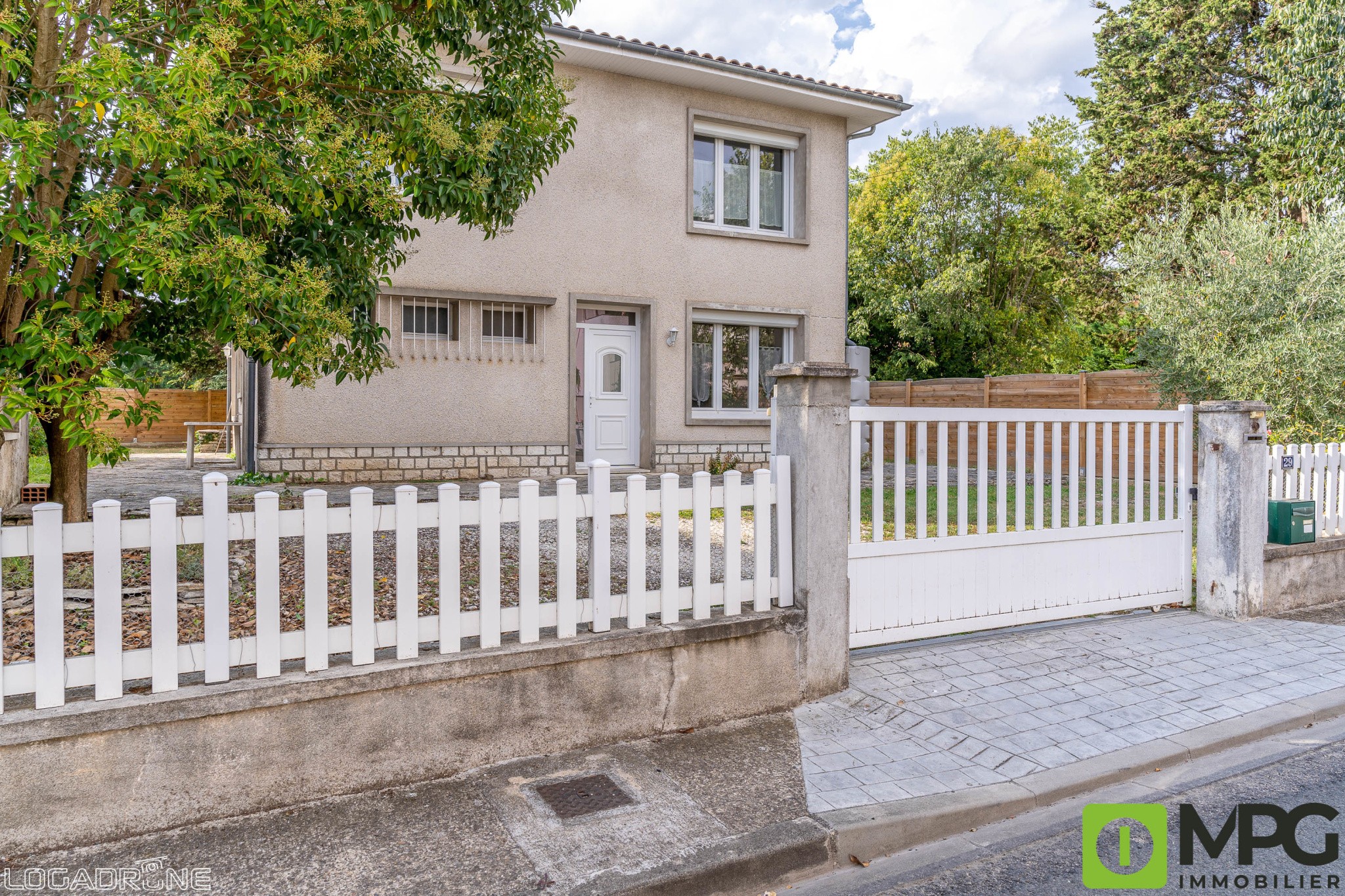 Maison à vendre à Villeneuve sur lot, 804 m², 6 pièces – photo 1 sur 18