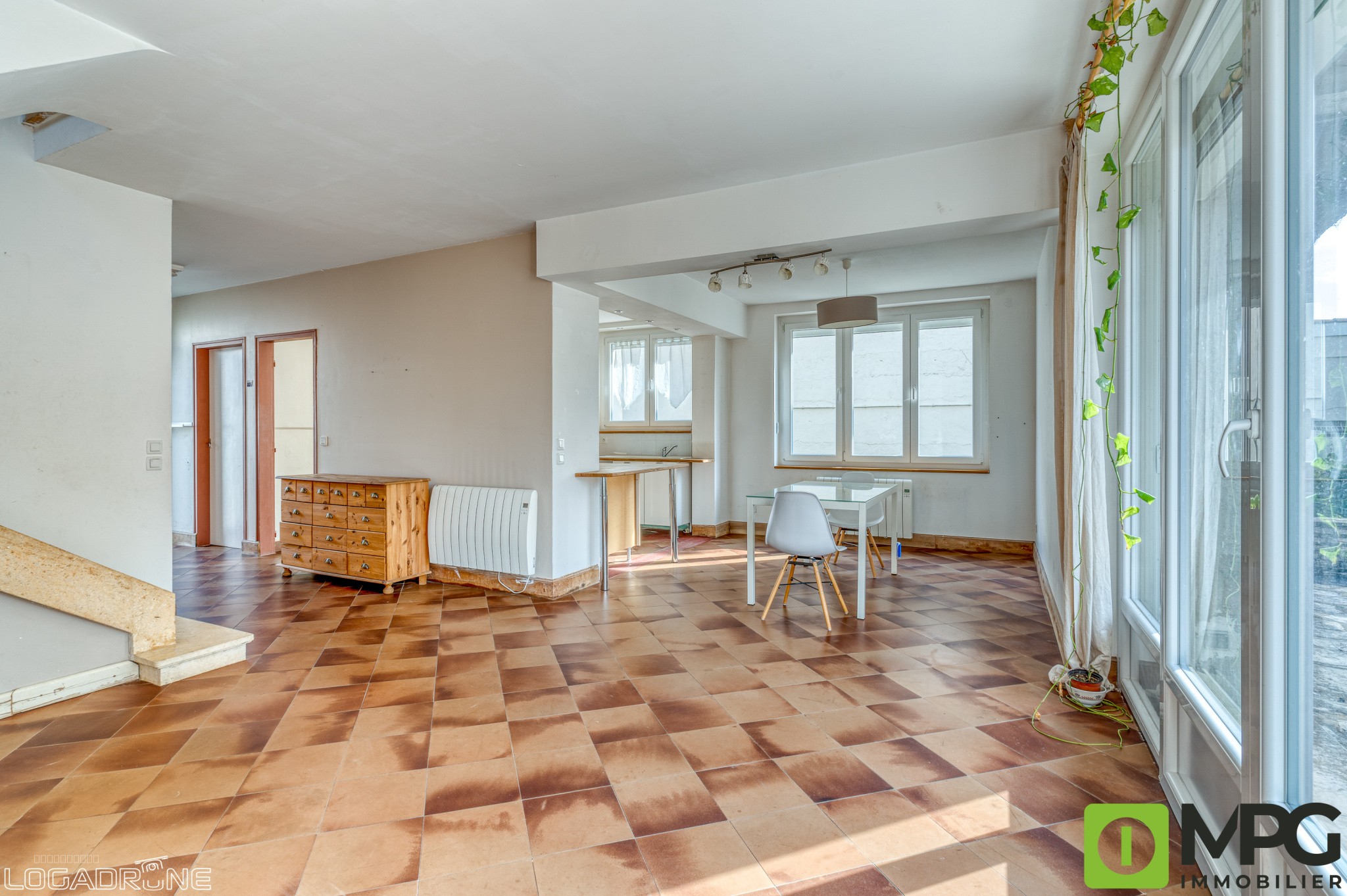 Maison à vendre à Villeneuve sur lot, 804 m², 6 pièces – photo 2 sur 18