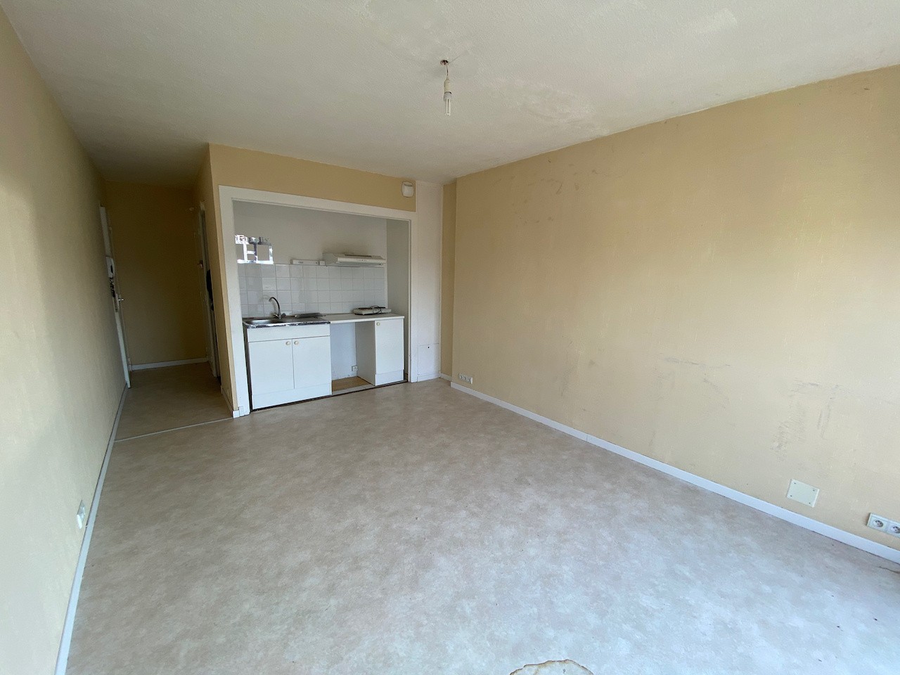 LOT-ET-GARONNE, VILLENEUVE SUR LOT ensemble de 13 appartements de type studios — photo 7