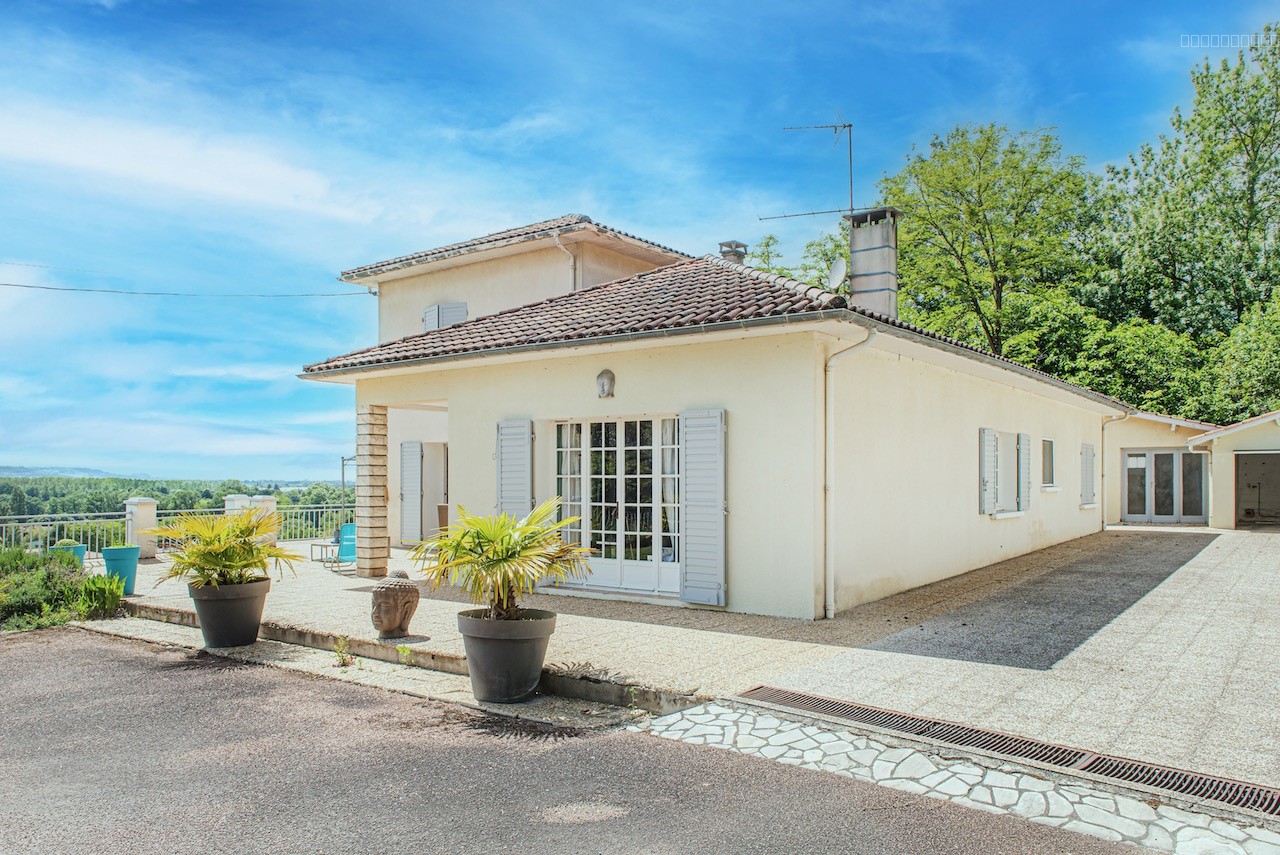 Maison à vendre à Villeneuve sur lot, 509 m², 5 pièces – photo 3 sur 20
