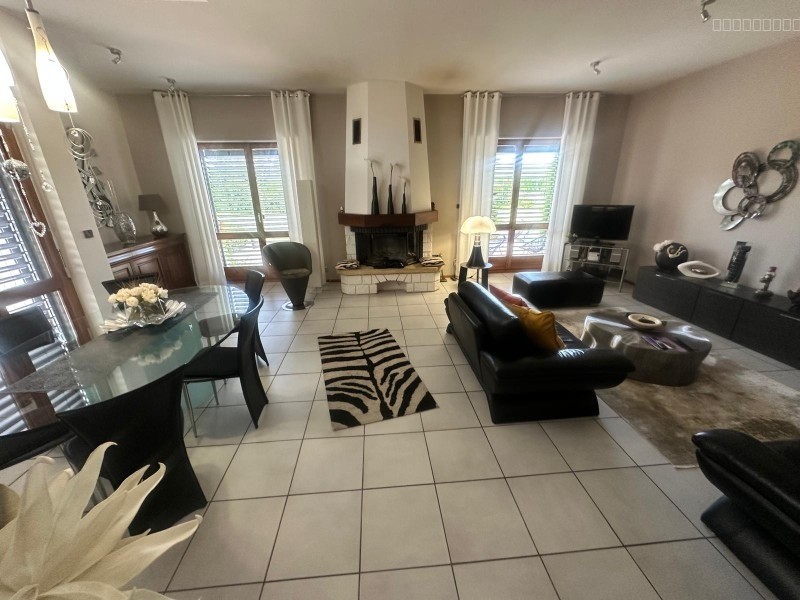 Maison à vendre à Bruebach, 130 m², 5 pièces – photo 3 sur 18